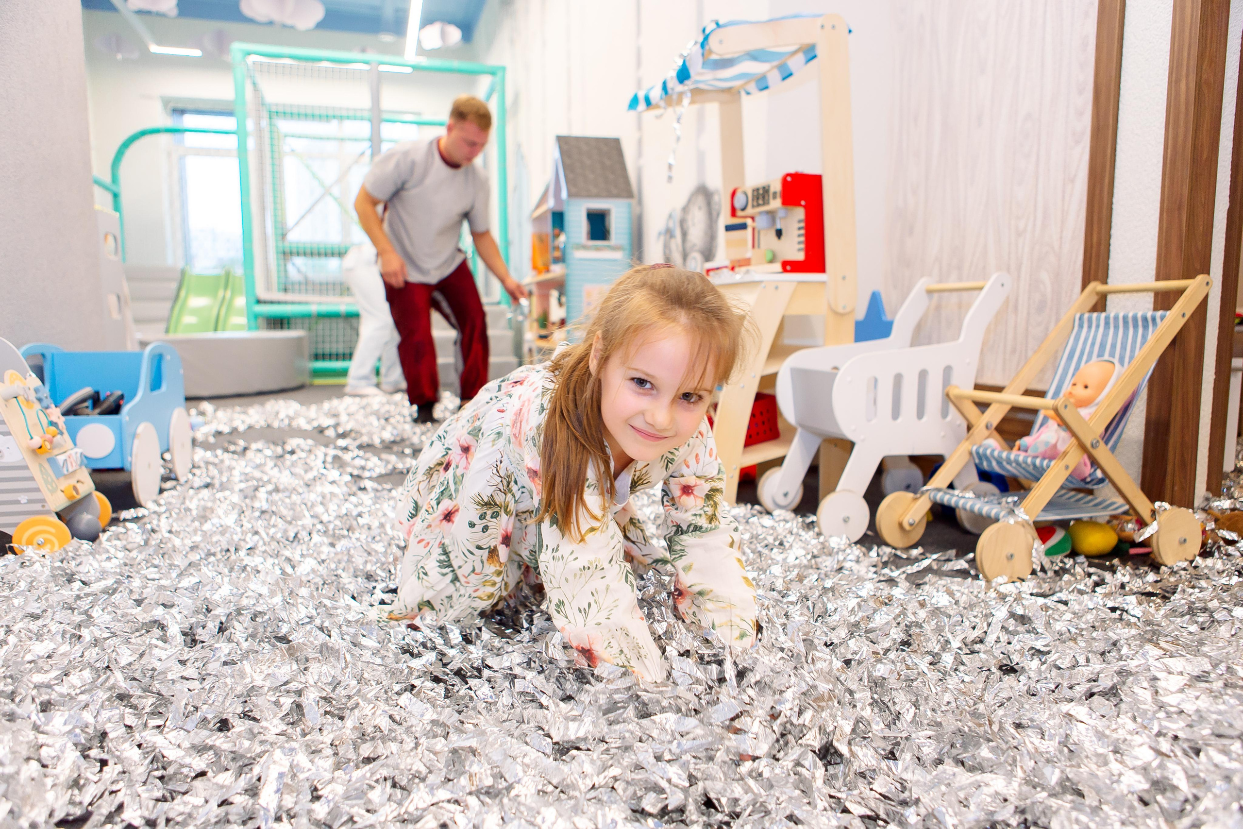 Софья и Кира. Семейный детский фотограф. Фотосессия в Минске