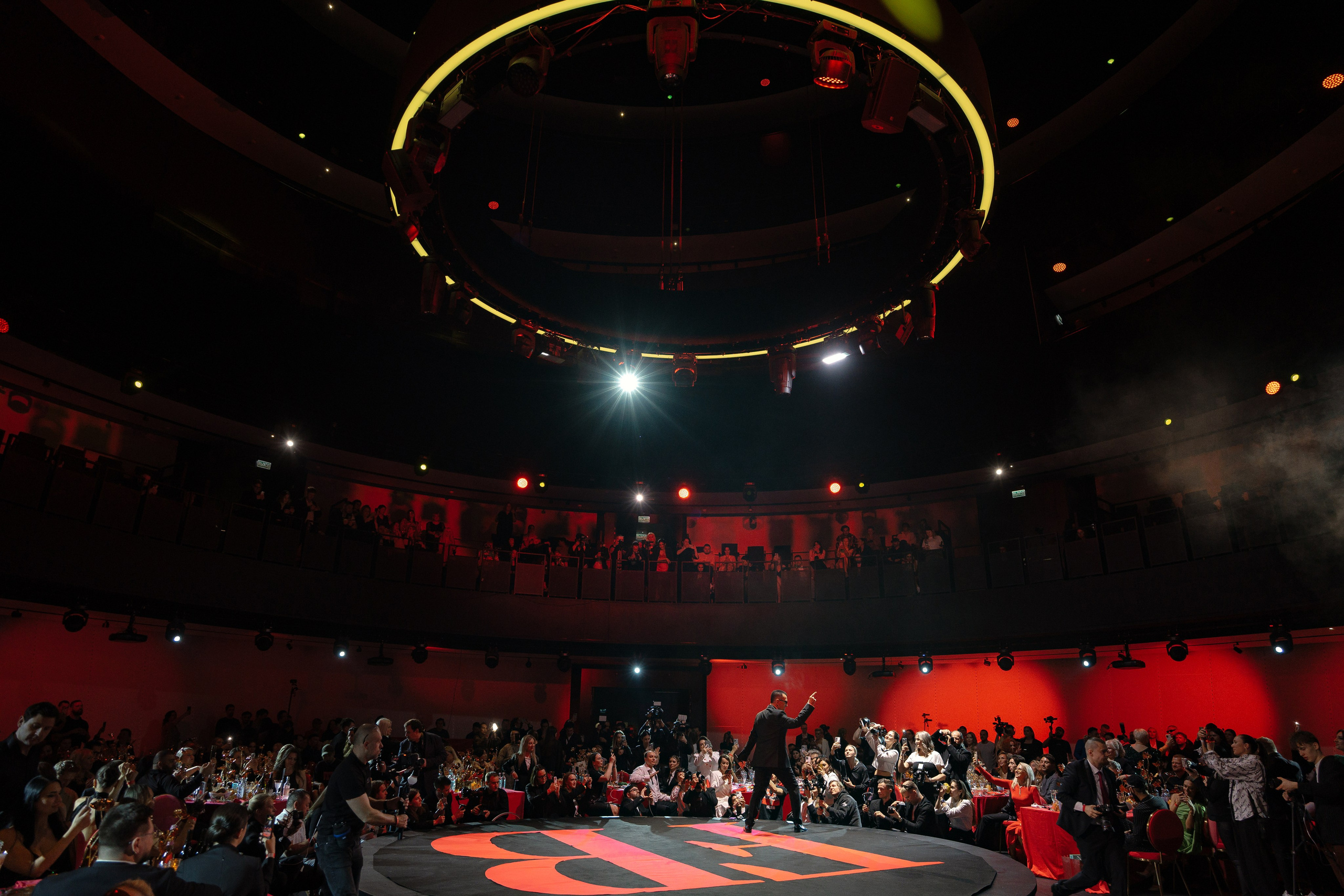 «Женщина года» по версии журнала FB / Москва, бизнес-центр «Матрёшка». Корпоративный, промышленный и имиджевый фотограф Максим Меш