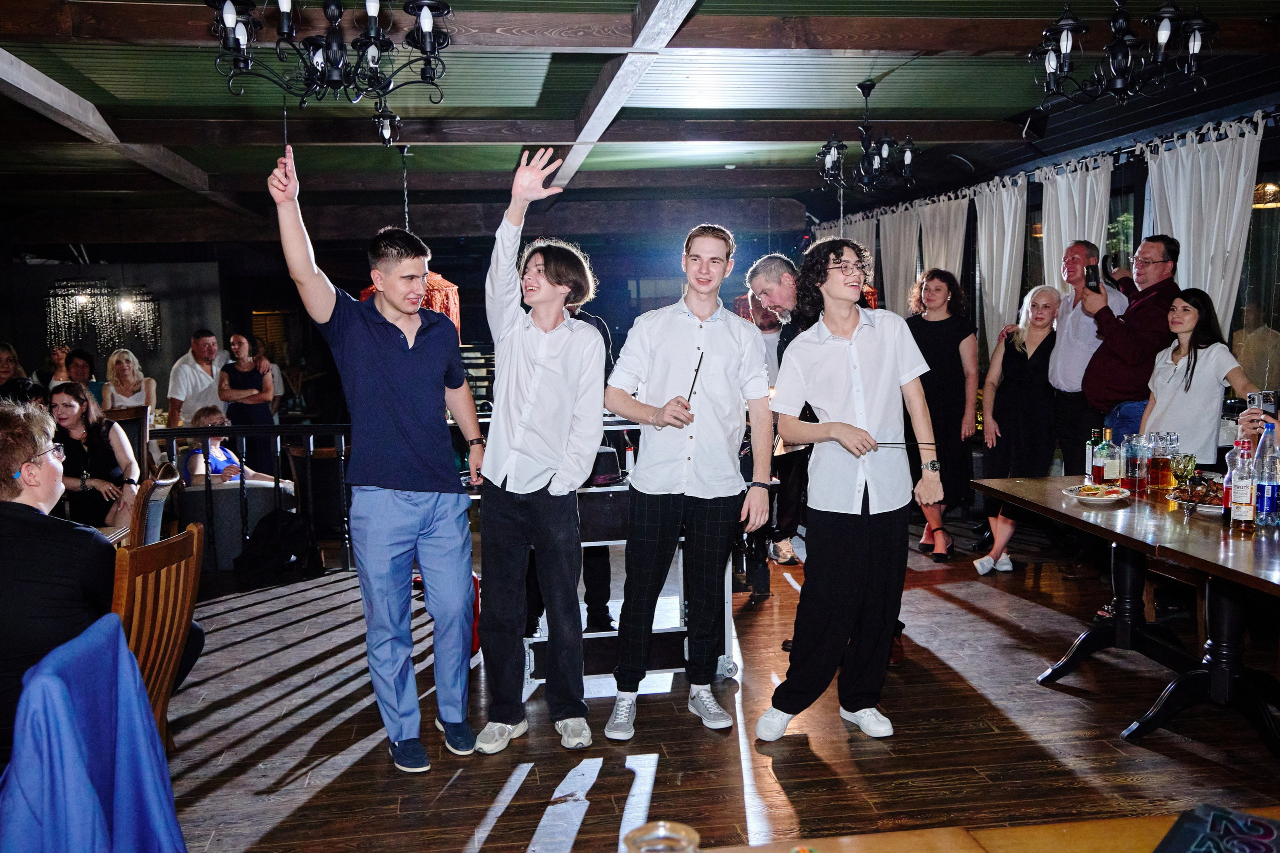 Выпускной 35 Сош. Фотограф Выпускные альбомы Таганрог Сергей Коробченко