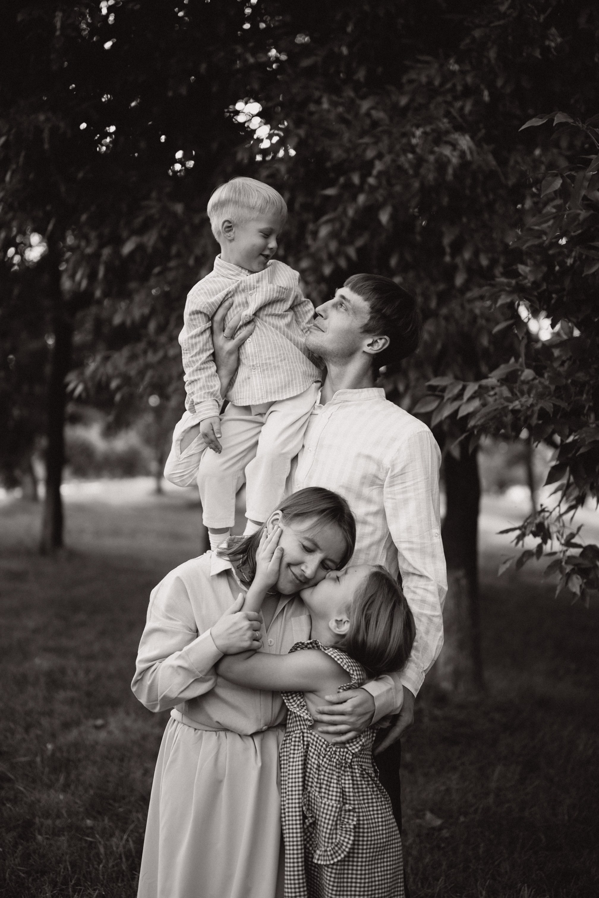 Семейная август. Семейный свадебный фотограф Екатеринбург Первоуральск Шарнина Алёна