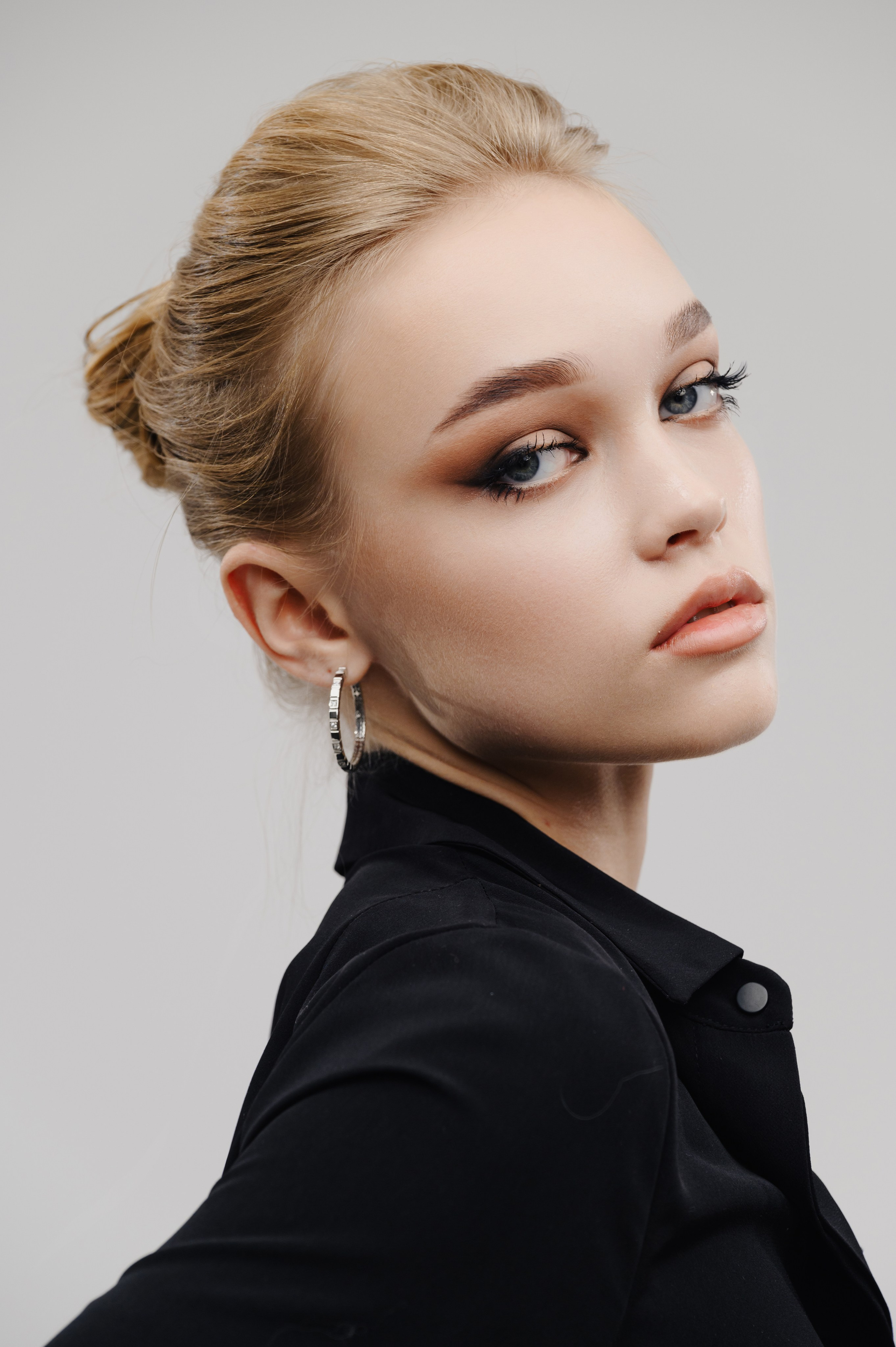 585 Золотой Евразия