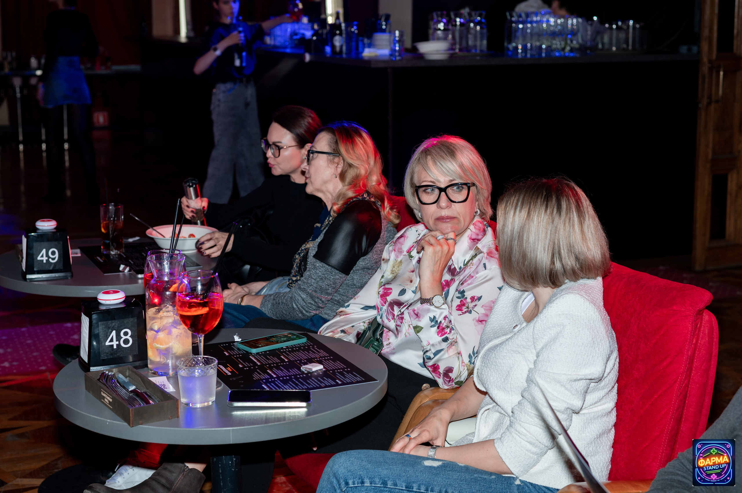 StandUp в GlavStandup Hall. Алена Братчук репортажный фотограф