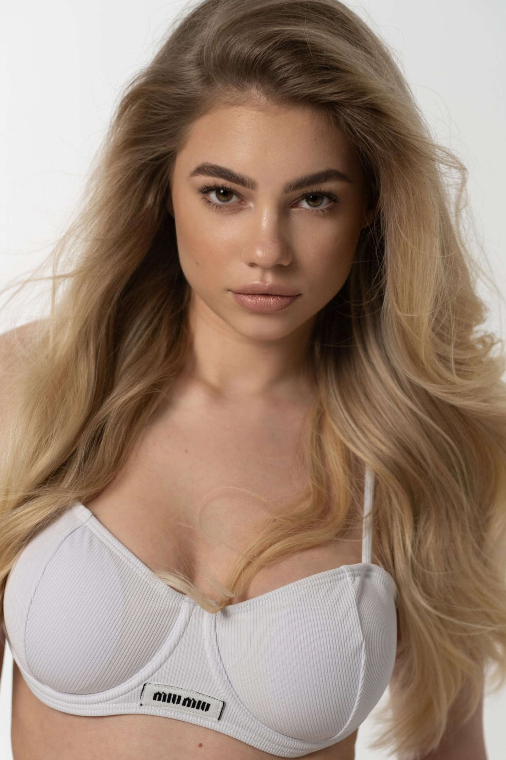 Пресет-пак «New Vintage». Персональный фотограф Москва Кислякова Алина. Фотограф в Дубае, ОАЭ