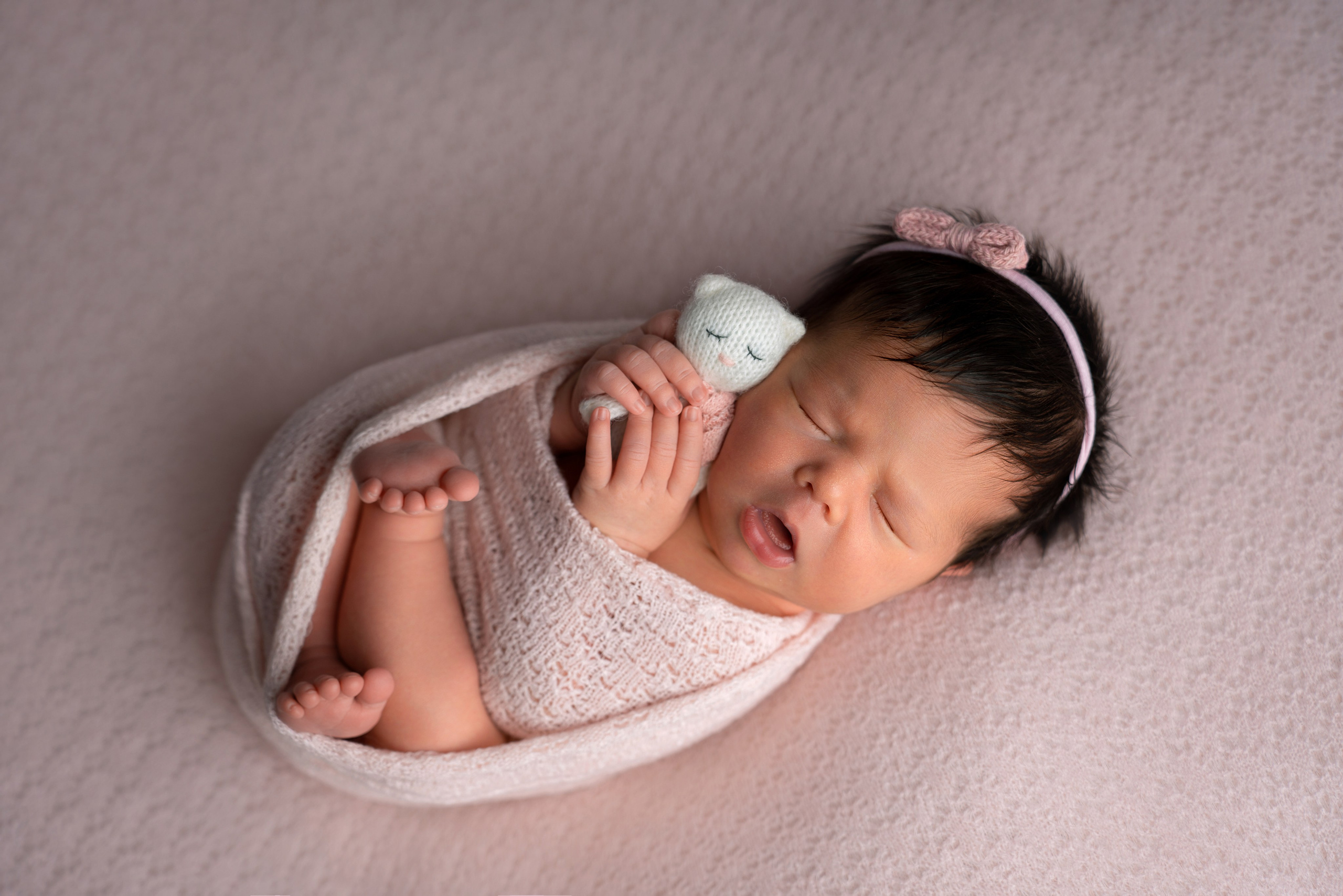 Ньюборн. Фотограф новорожденных Оренбург и свадебный фотограф Оренбург