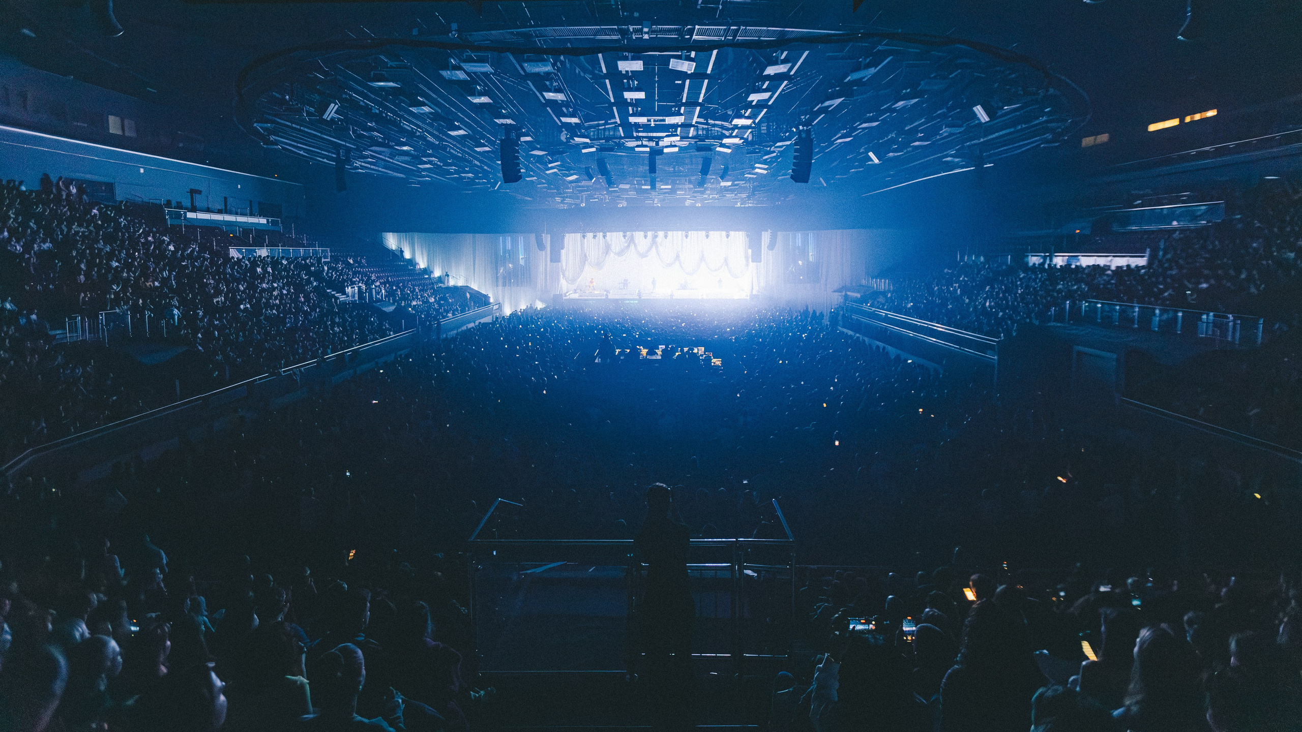 ZOLOTO. Saint-Petersburg 17.4.26. RUSLAN ROZANOV