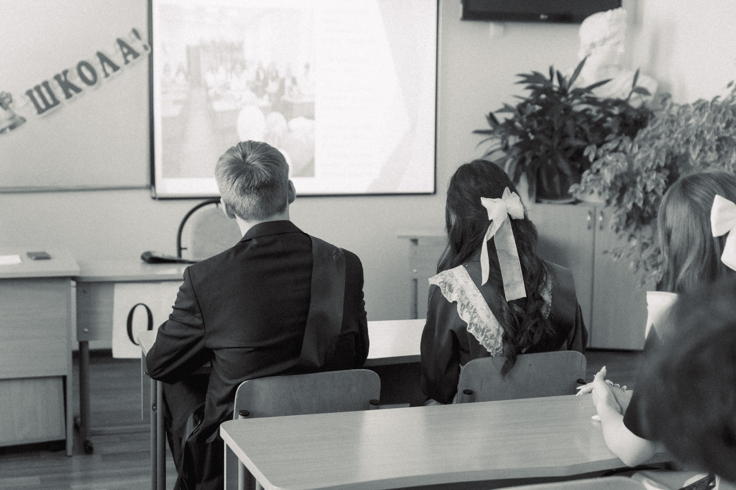 Последний звонок. Фотограф в Кронштадте и Санкт-Петербурге Анастасия Коваленко