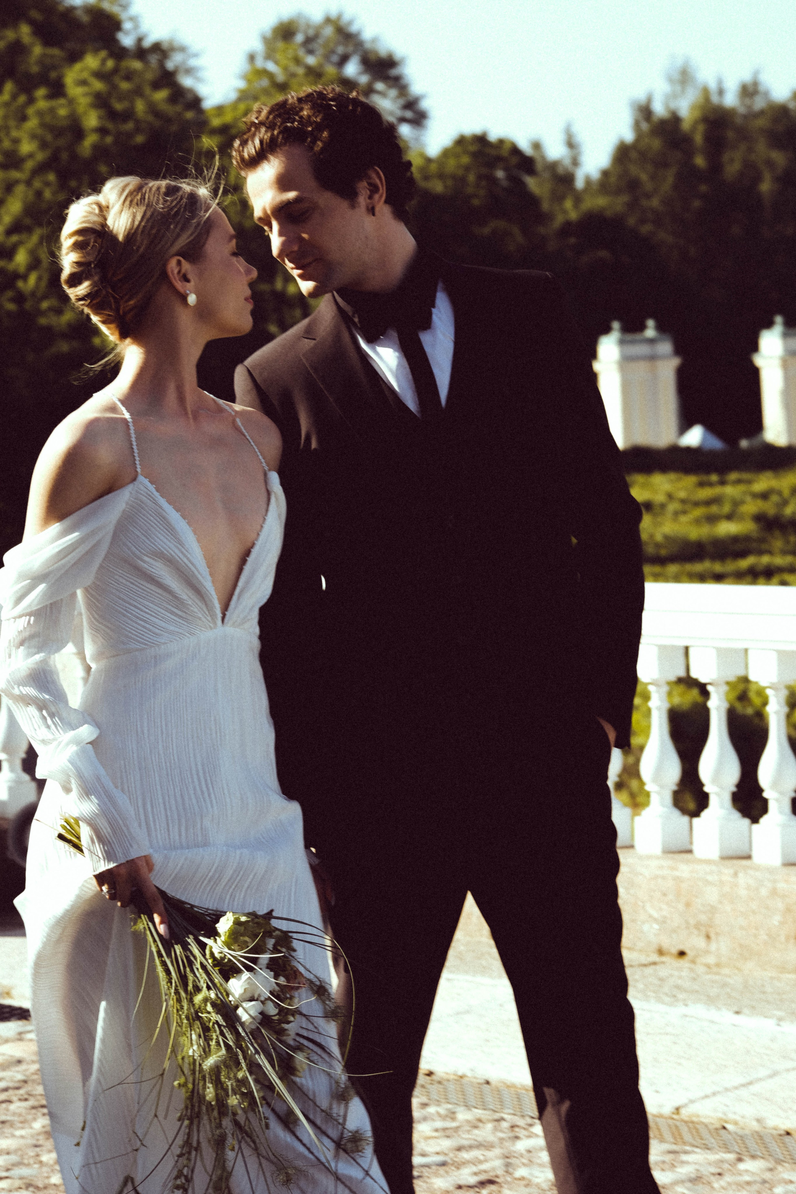 СВАДЕБНАЯ СЬЕМКА В ПАРКЕ ОРАНИЕНБАУМ. Профессиональный фотограф, Санкт-Петербург — Виктория Богомолова