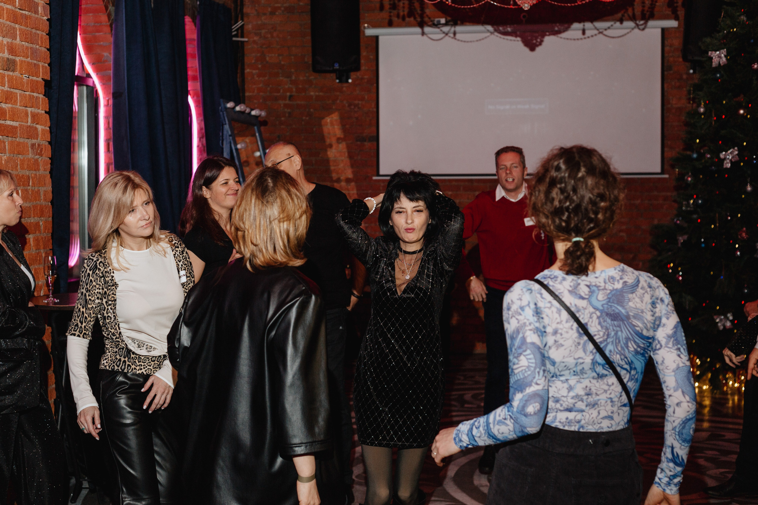 Вечеринка знакомств. Портретный фотограф Москва Юлия Трякина
