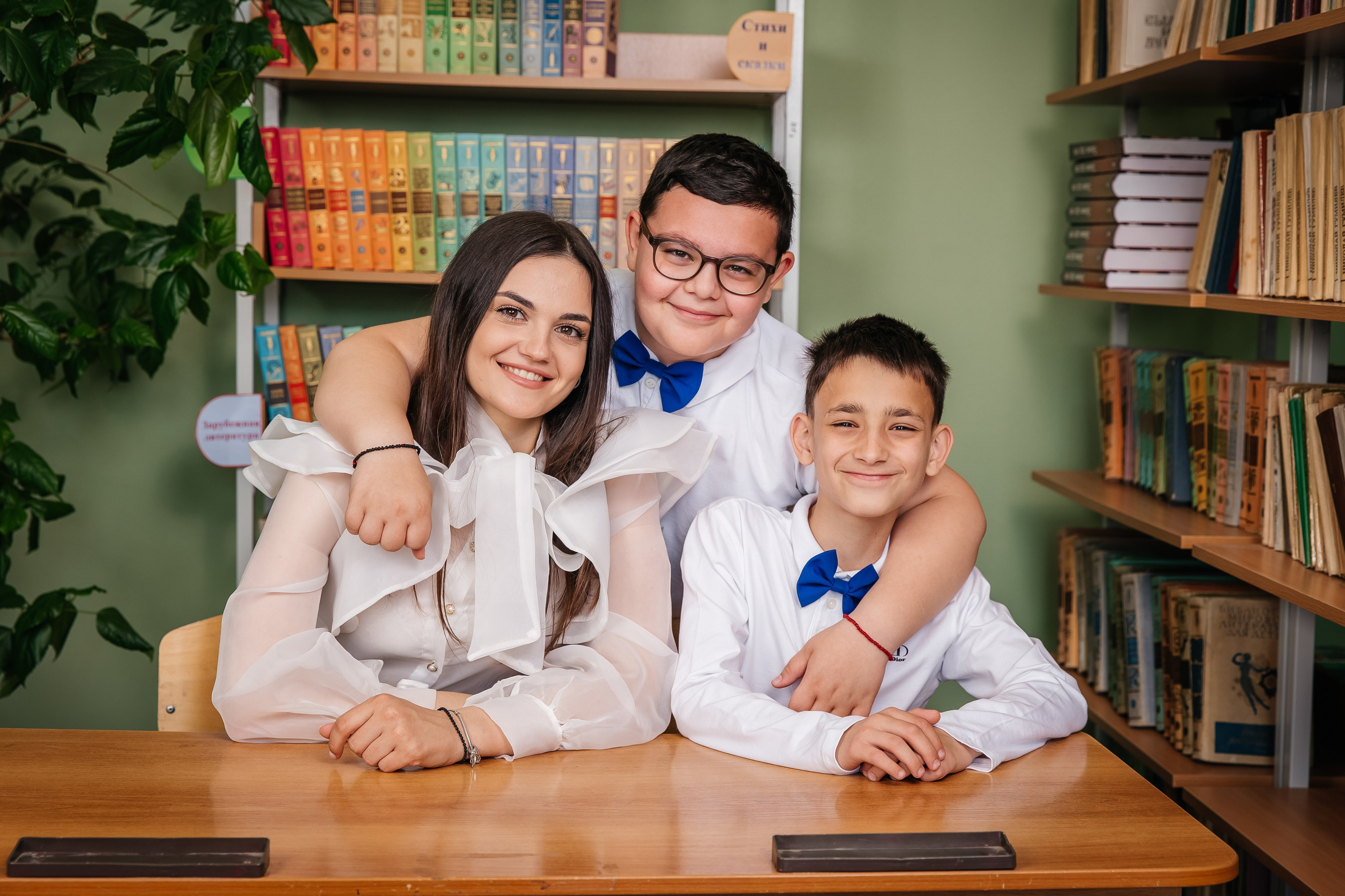 Фотосессия в начальной школе Крымск. Фотограф Любава Колесник. Выпускные альбомы в Крымском районе