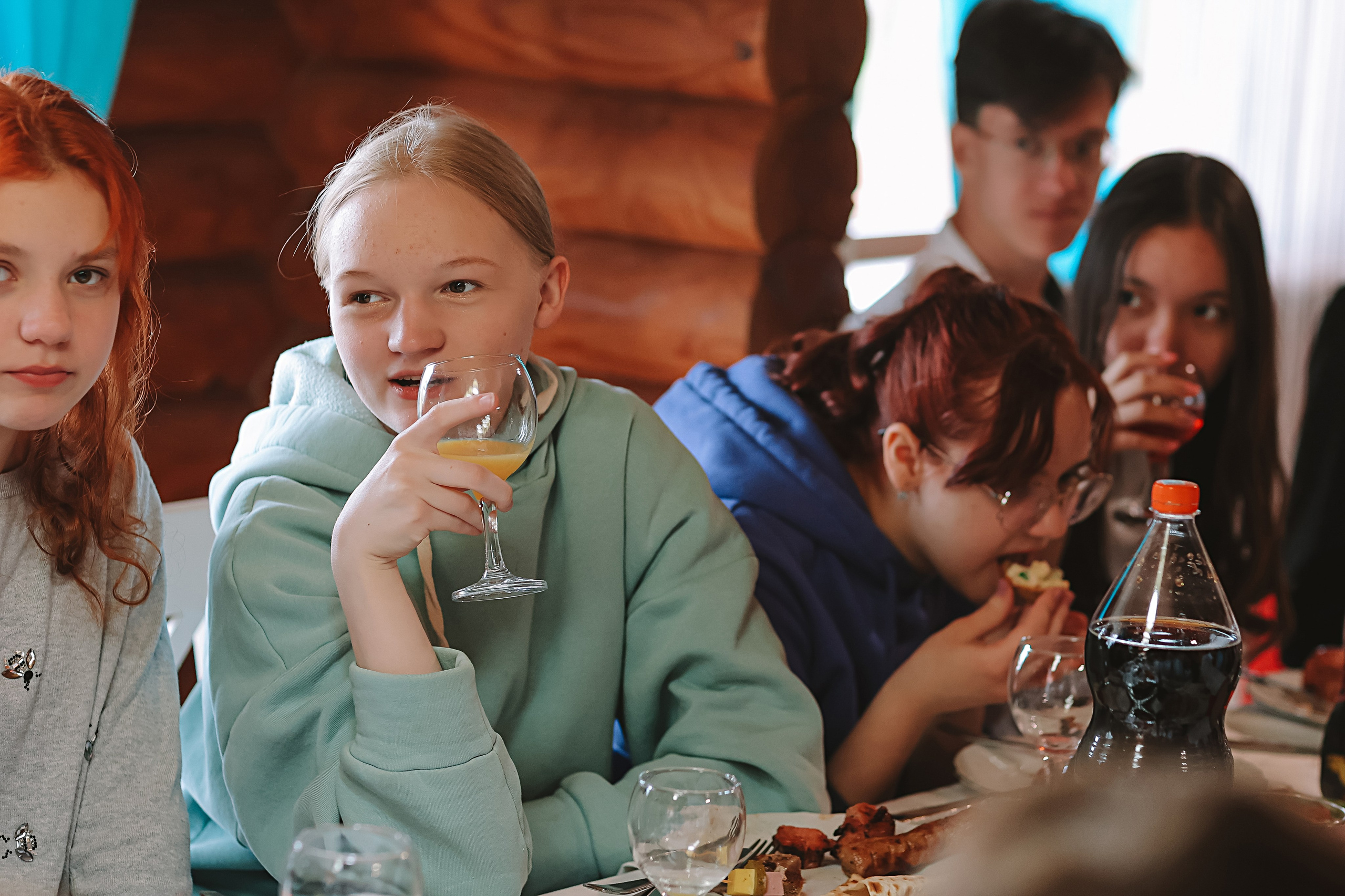 Последний звонок. Семейный фотограф Тюмень, фотограф на роды Салмина Мария