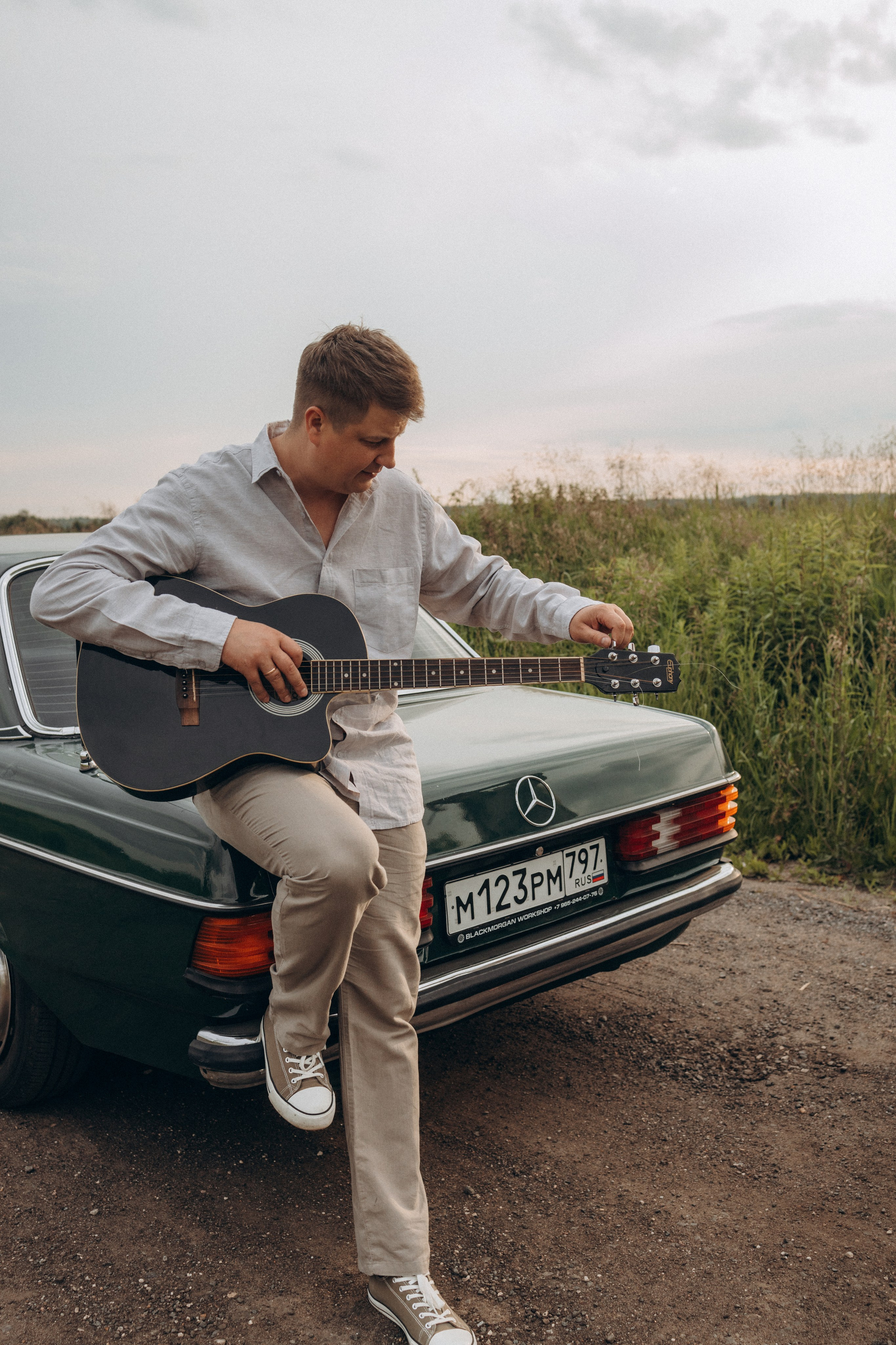 Гитара и закат. Семейный и женский фотограф в Москве Коновалова Олеся