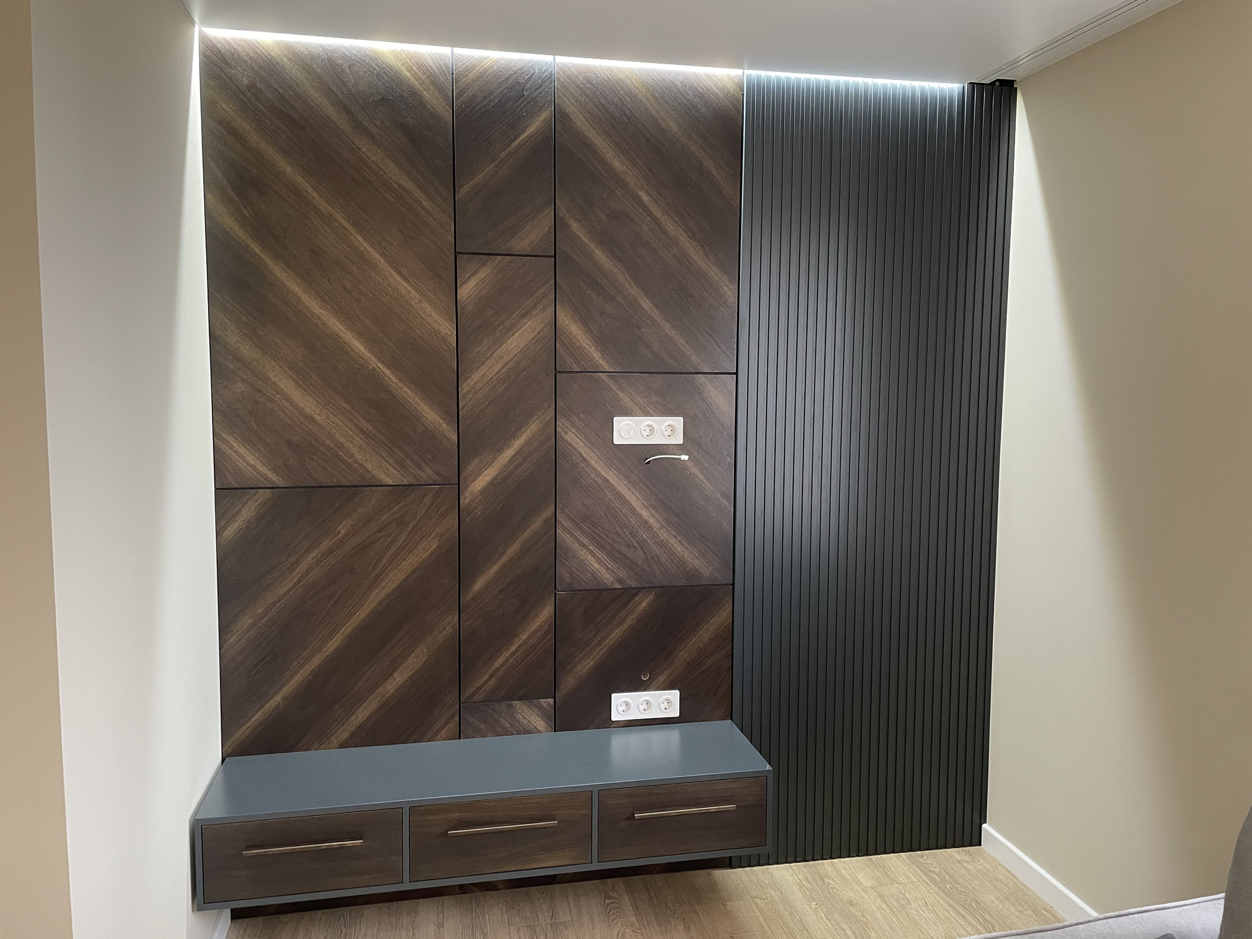 Стеновые панели. Klauzevits Workshop