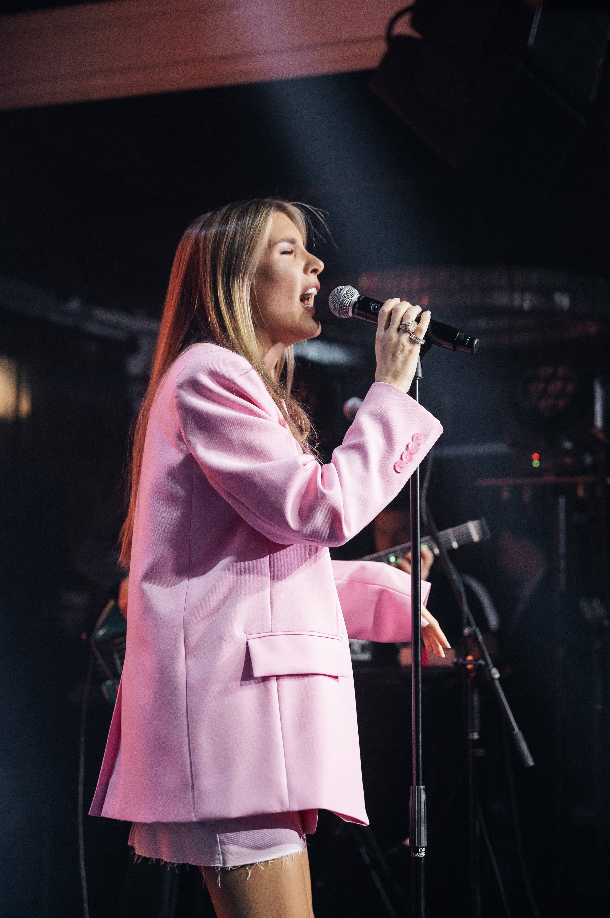 SECRET SHOW. Wedding photographer in Moscow and around the world Andrey Medvednikov