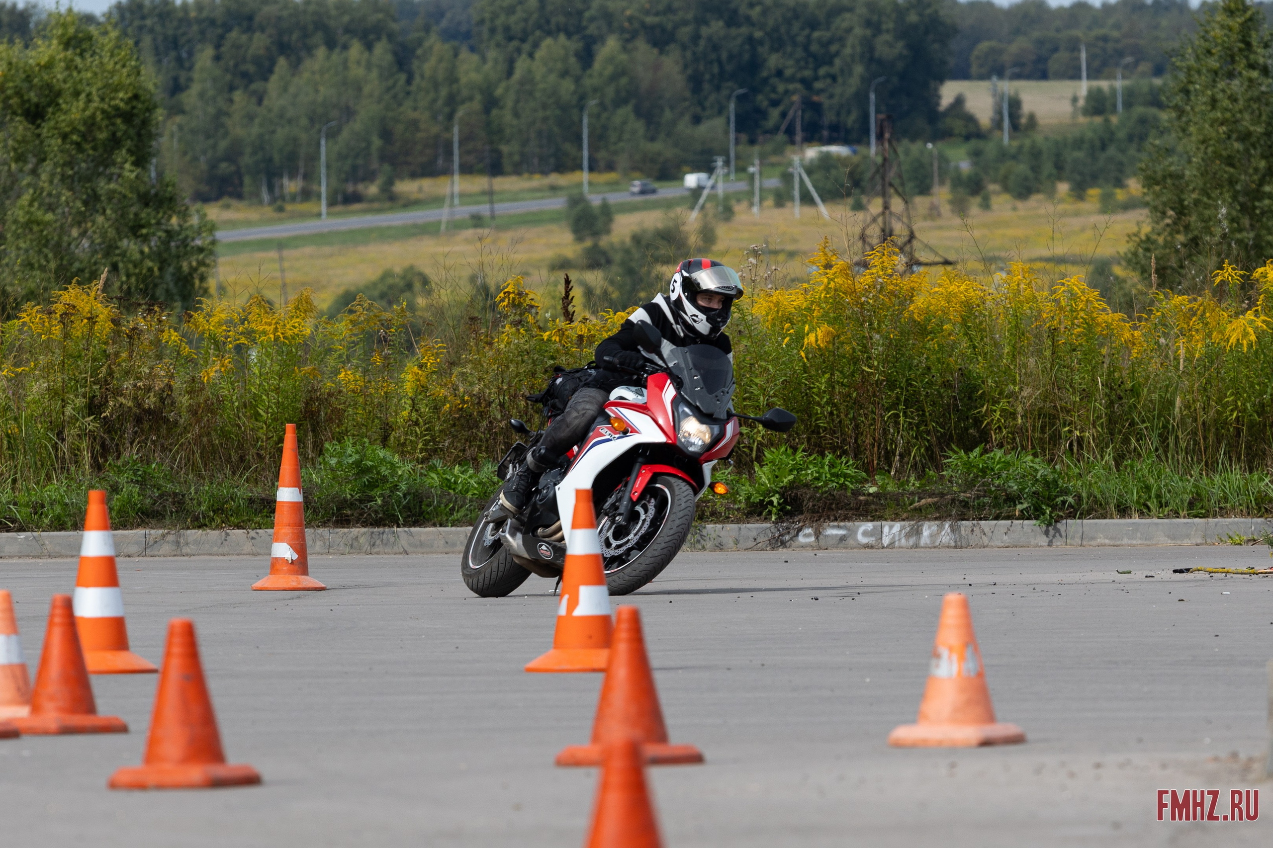 Мотоцунами. Фотограф Ольга Гирусова «Пантерочка» Москва
