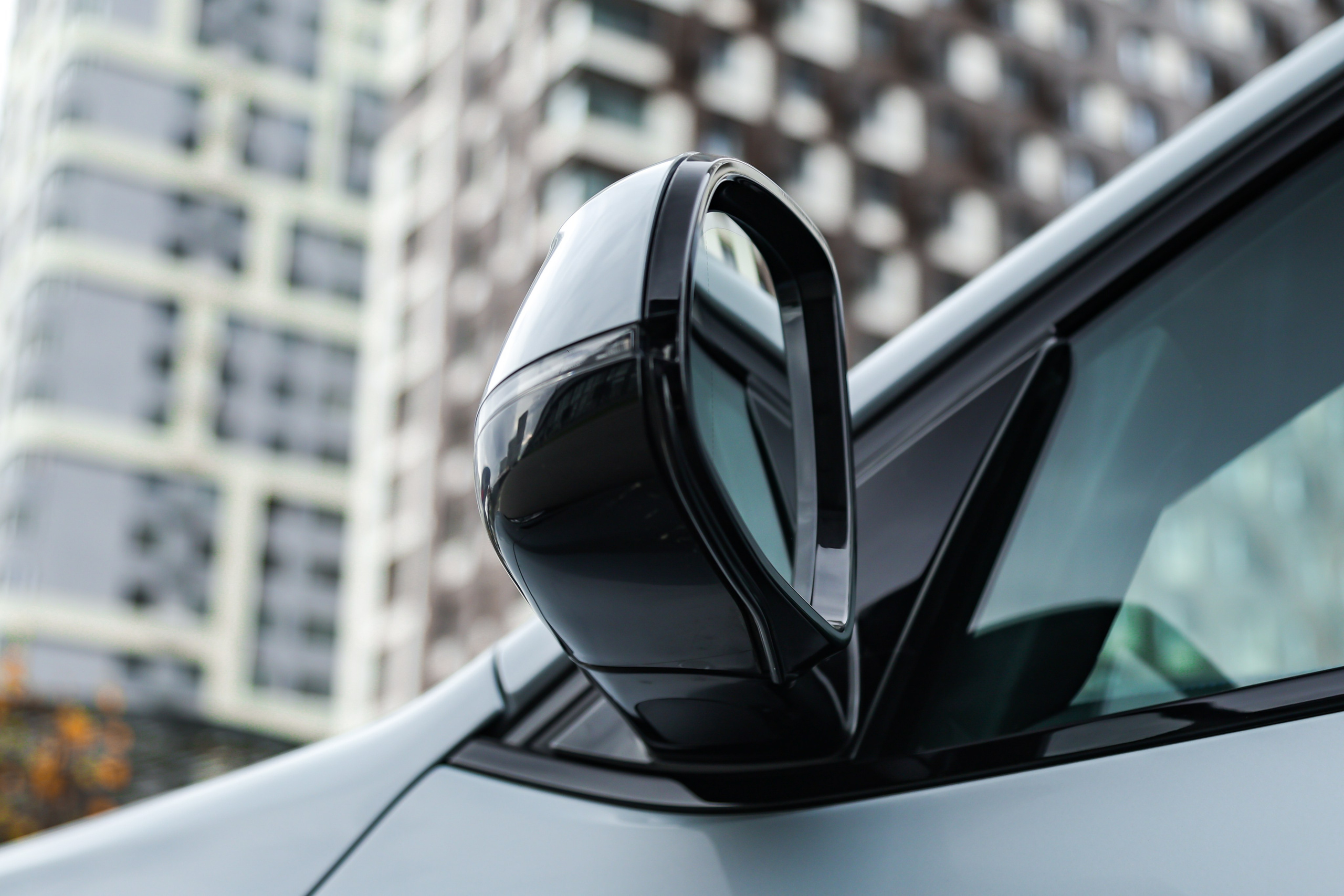 2021 BMW X4. Mixturecaptures