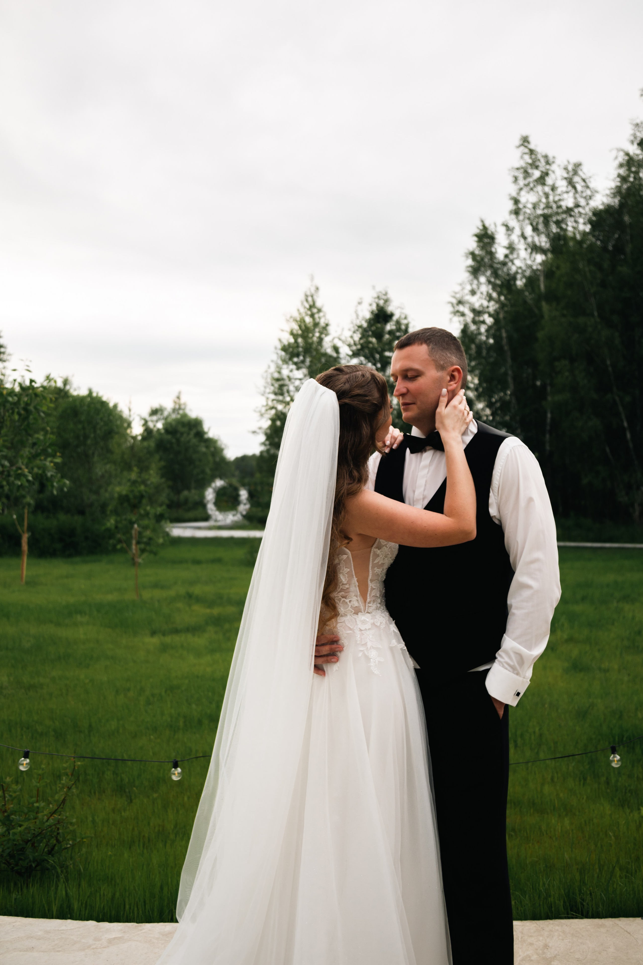 Weddings. Mixturecaptures