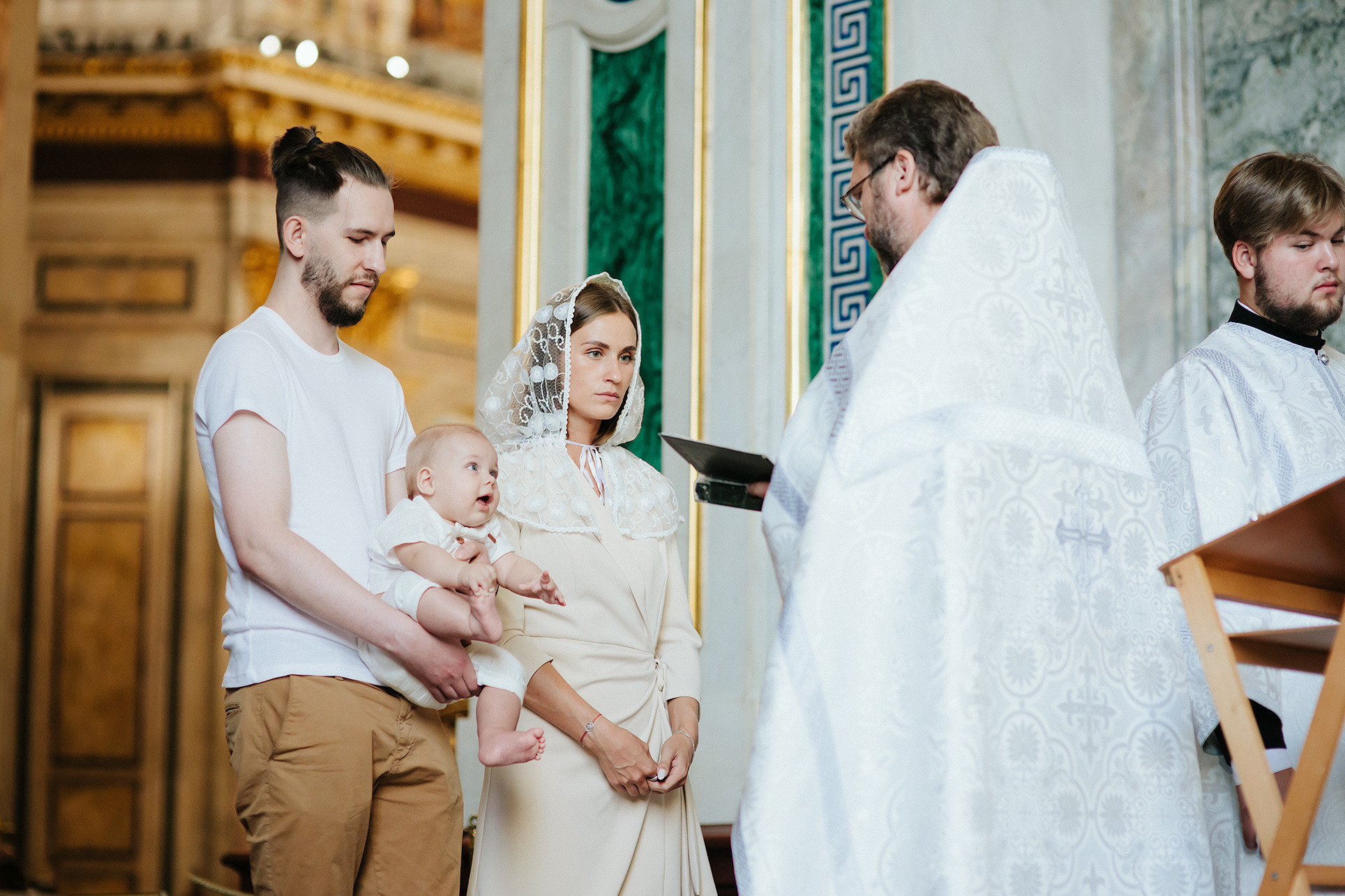 Крещение Марка в Исаакиевском соборе г. Санкт-Петербург. Фотограф на венчание, крещение