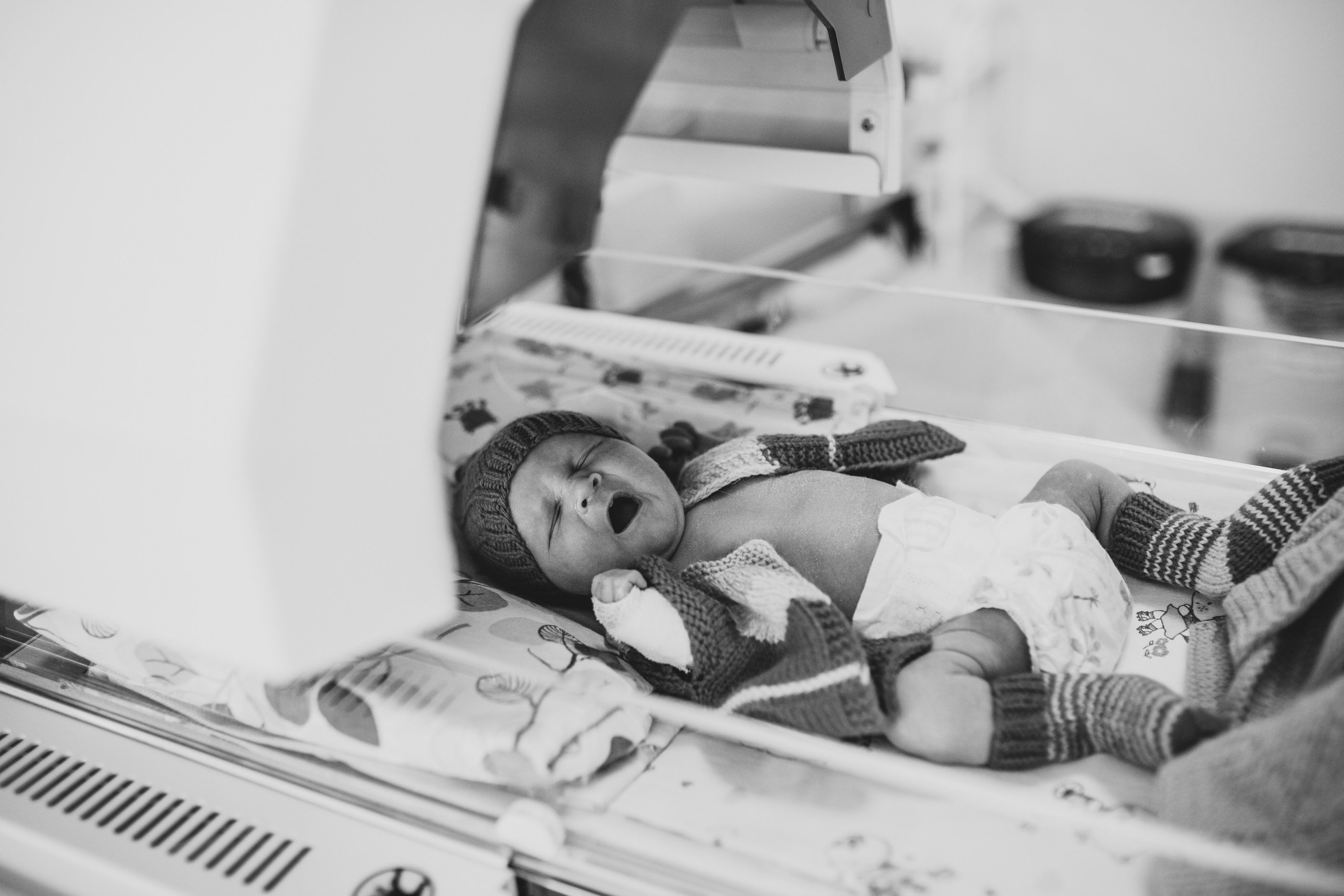 Фотопроект ко дню недоношенного ребенка в НИИ ОММ. Фотограф для мам Екатеринбург