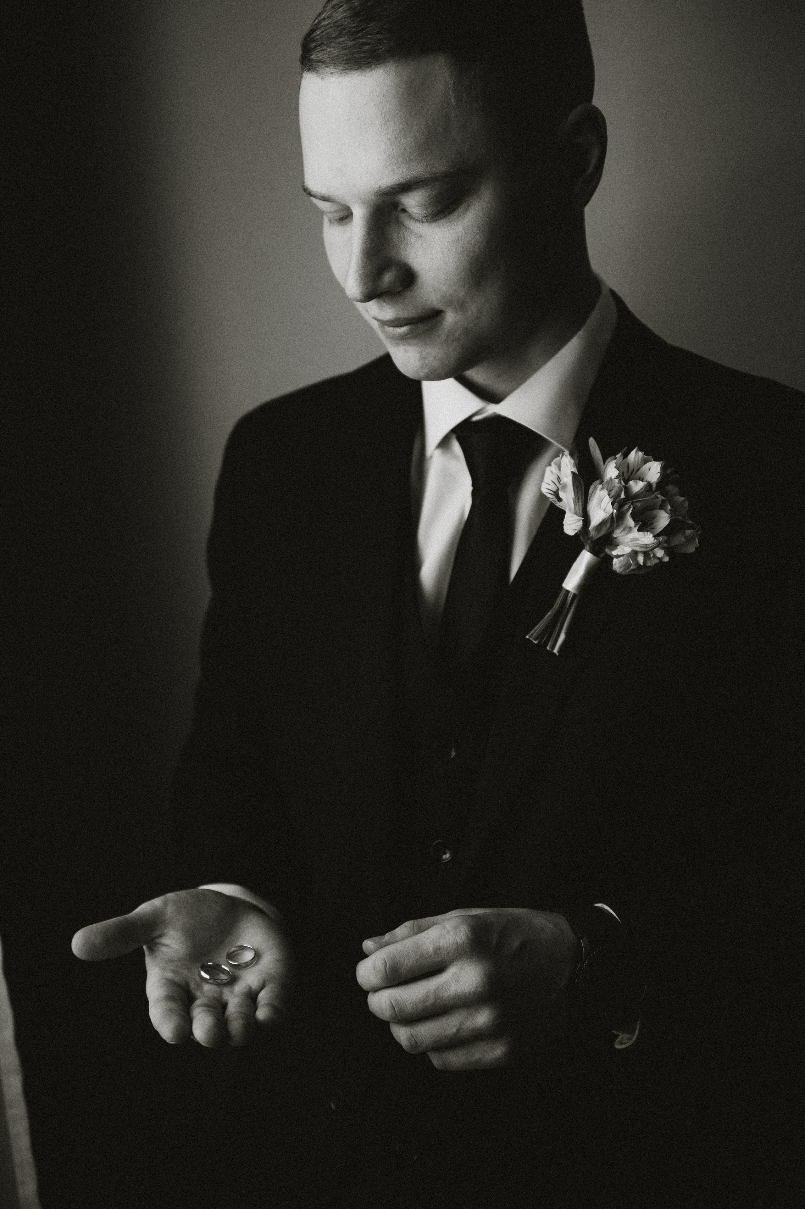 Свадебные фотографии. Фотограф в Барнауле Дарья Бутурлакина. Люби.Цени.Касайся