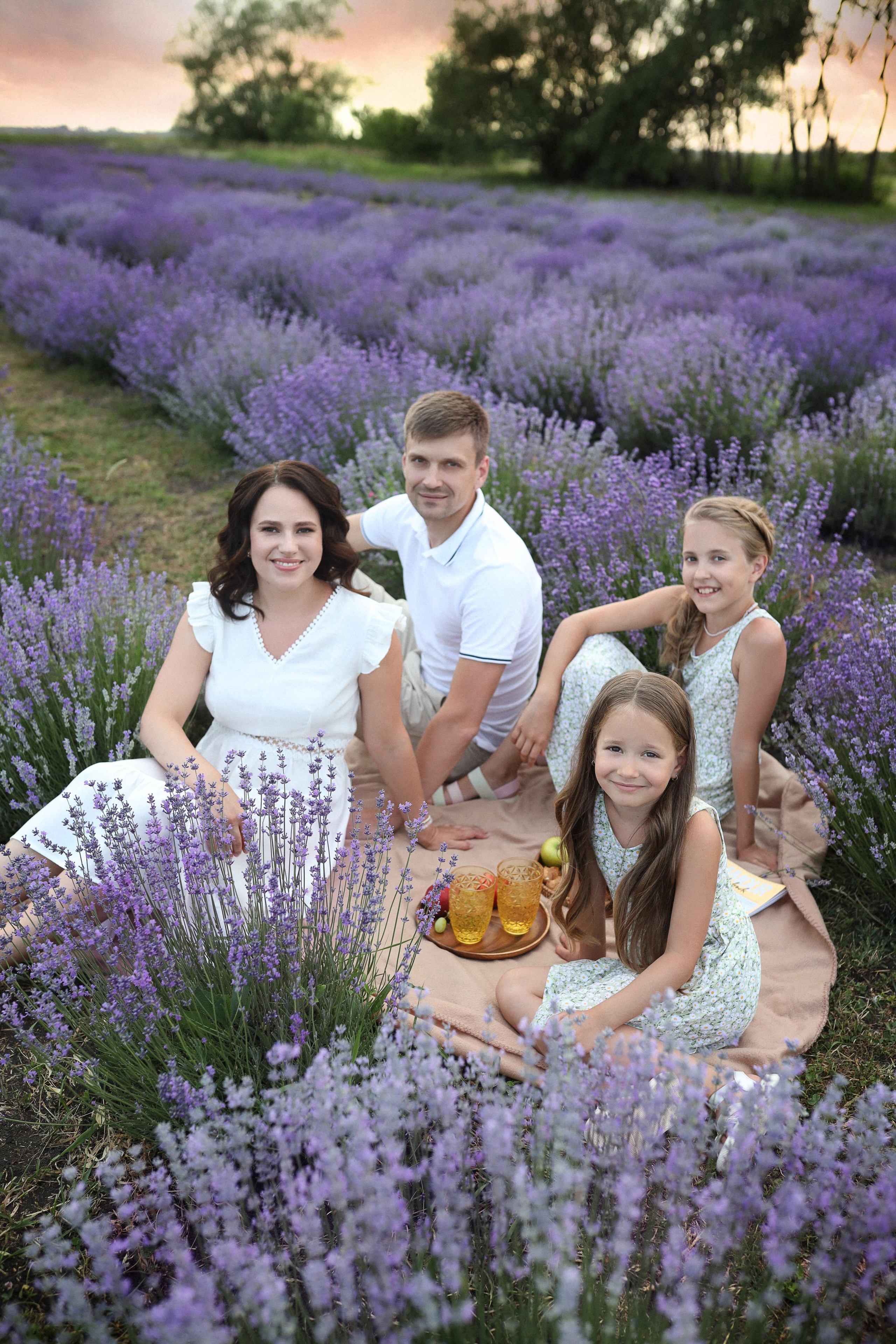 Семейная съёмка в лавандовом поле. Мария Князева — эксперт по личному бренду — фотограф Воронеж