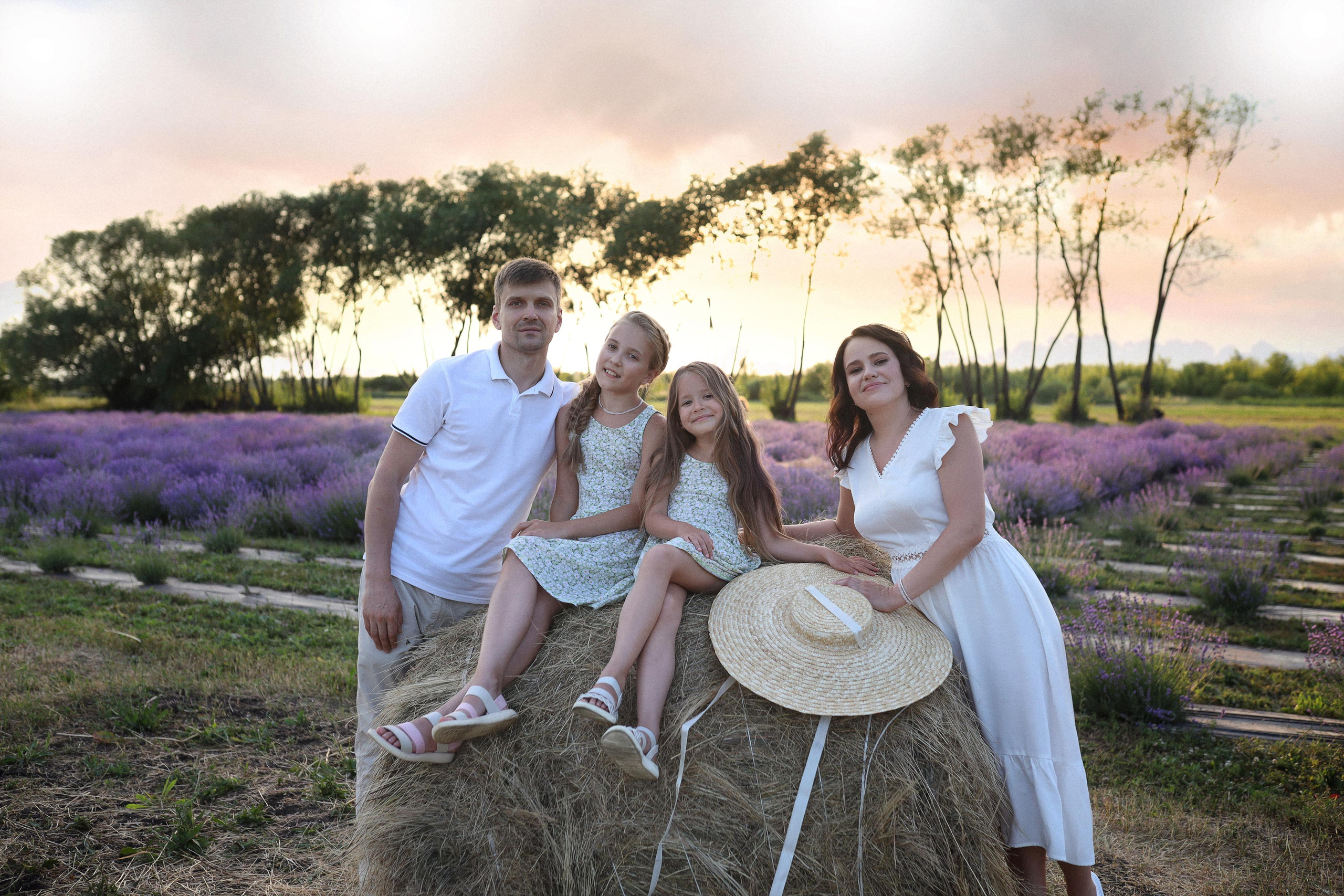 Семейная съёмка в лавандовом поле. Мария Князева — эксперт по личному бренду — фотограф Воронеж