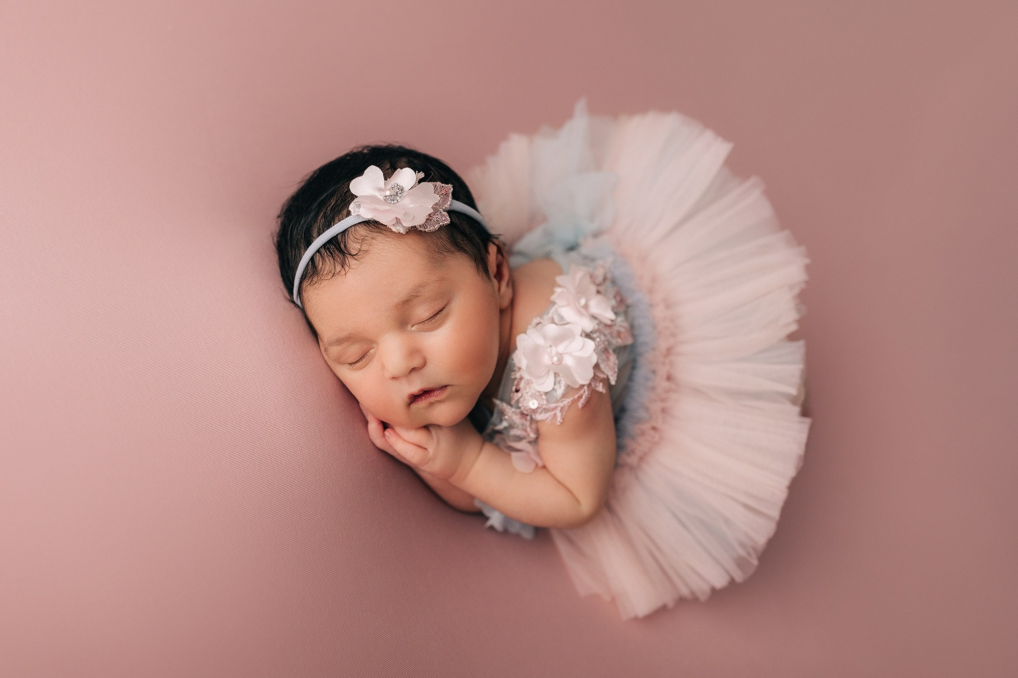 Мери. Семейный фотограф новорождённых в Серпухове Юлия Новикова +79637785957