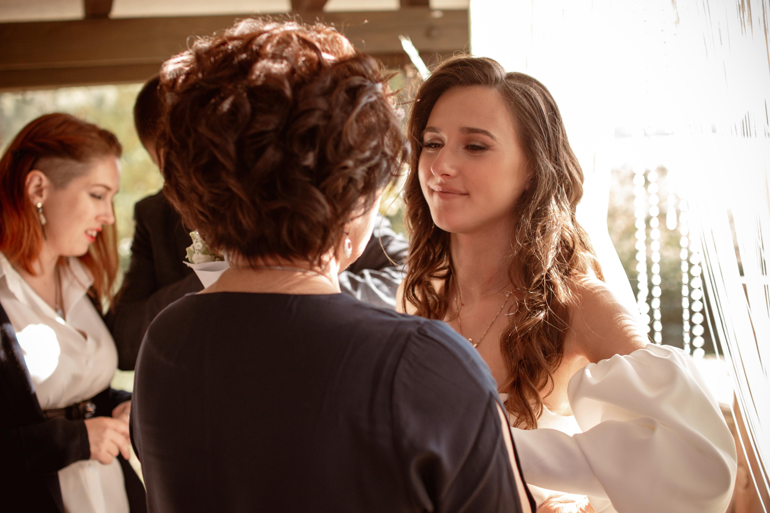 Свадебная фотосессия в парке. Юлия Басня семейный и свадебный фотограф в Донецке