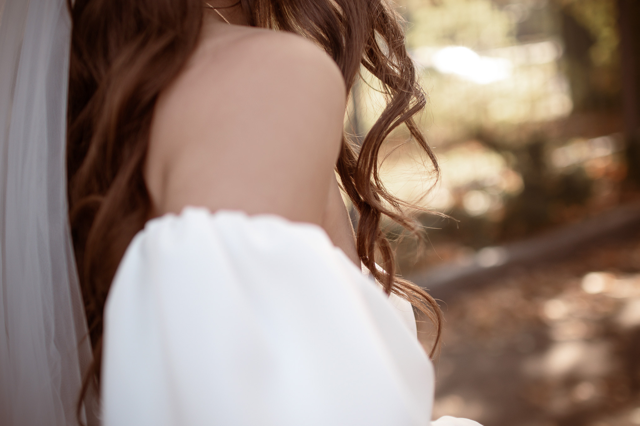 Свадебная фотосессия в парке. Юлия Басня семейный и свадебный фотограф в Донецке