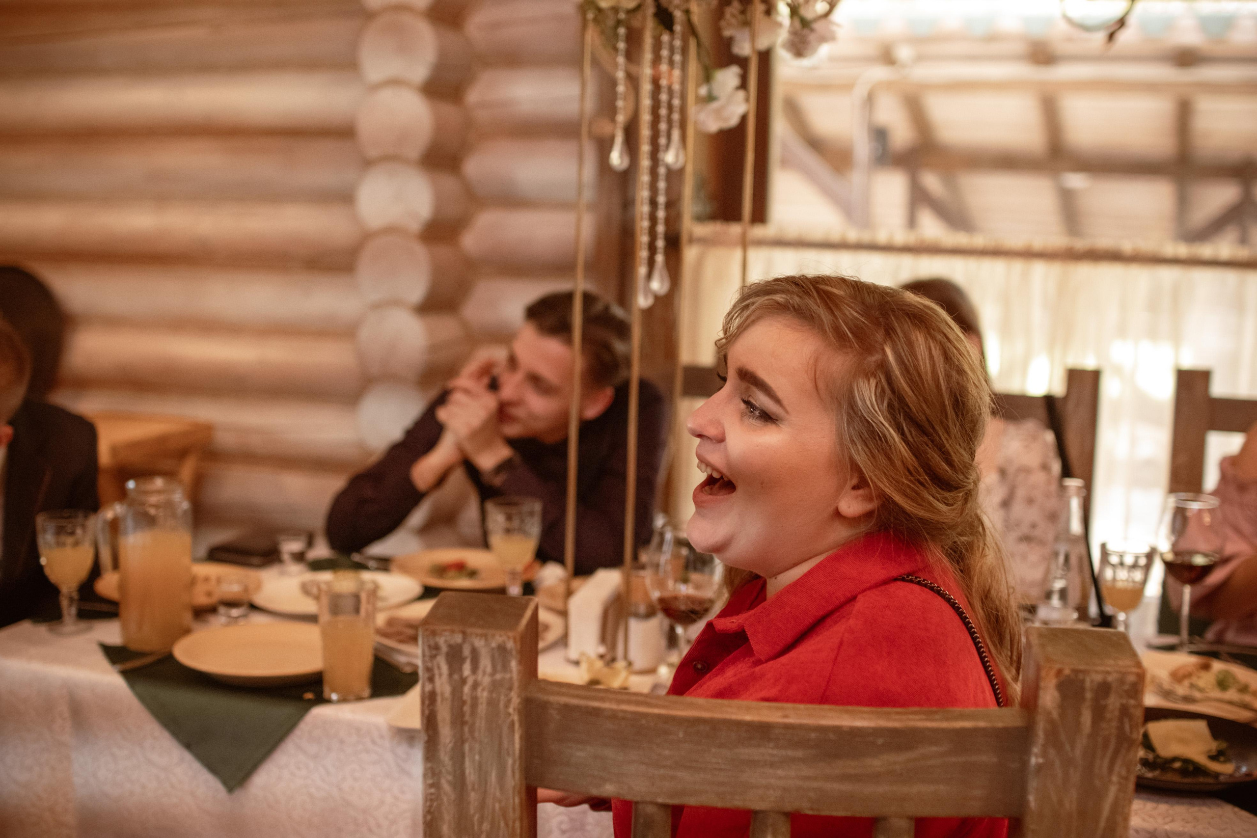 Свадебная фотосессия в парке. Юлия Басня семейный и свадебный фотограф в Донецке