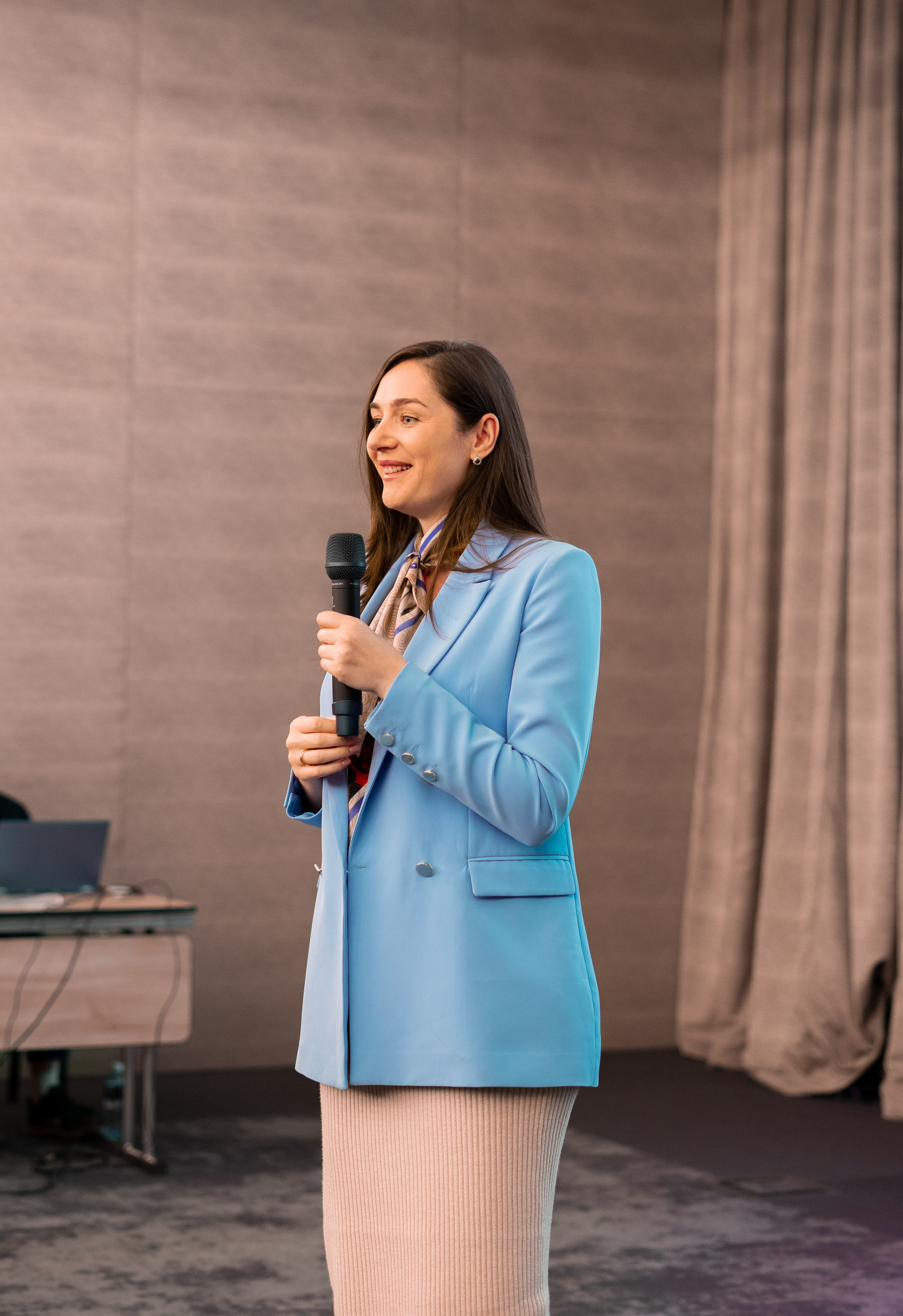 OPENMIND. Портретный и семейный фотограф в Мариуполе, РФ. Даша Жогло