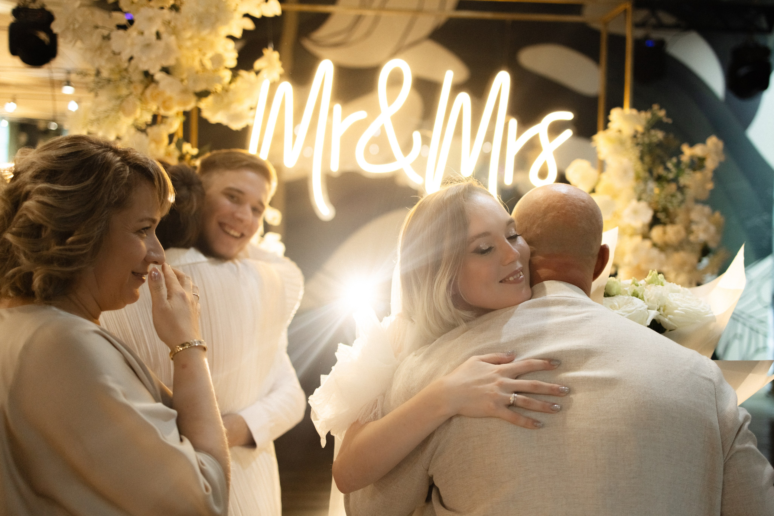 L | A. Свадебный и портретный фотограф в Новосибирске Любовь Исакова