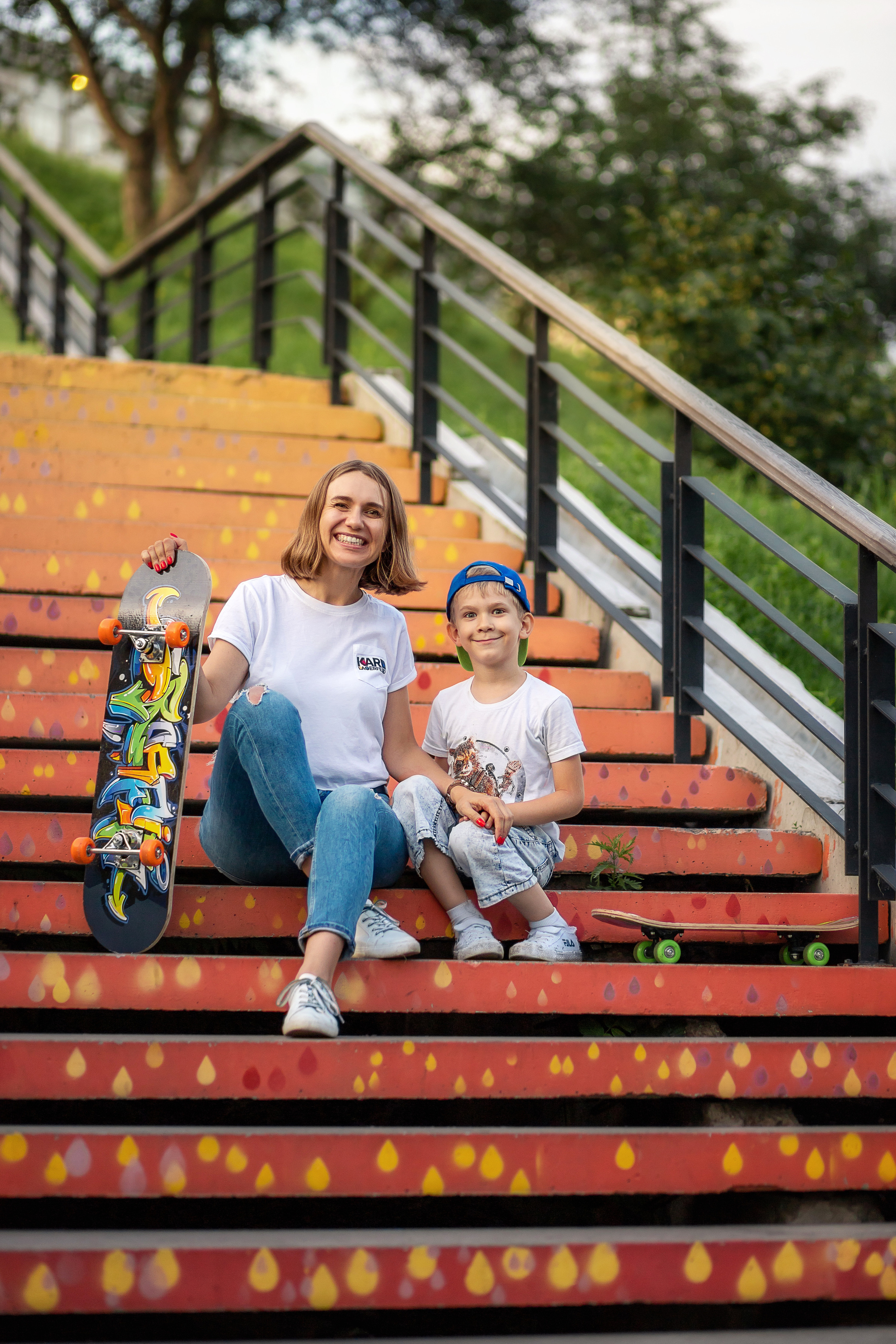 Скейтеры — движ на Набережной. Детский и семейный фотограф в Красноярске Юлия Бирюкова
