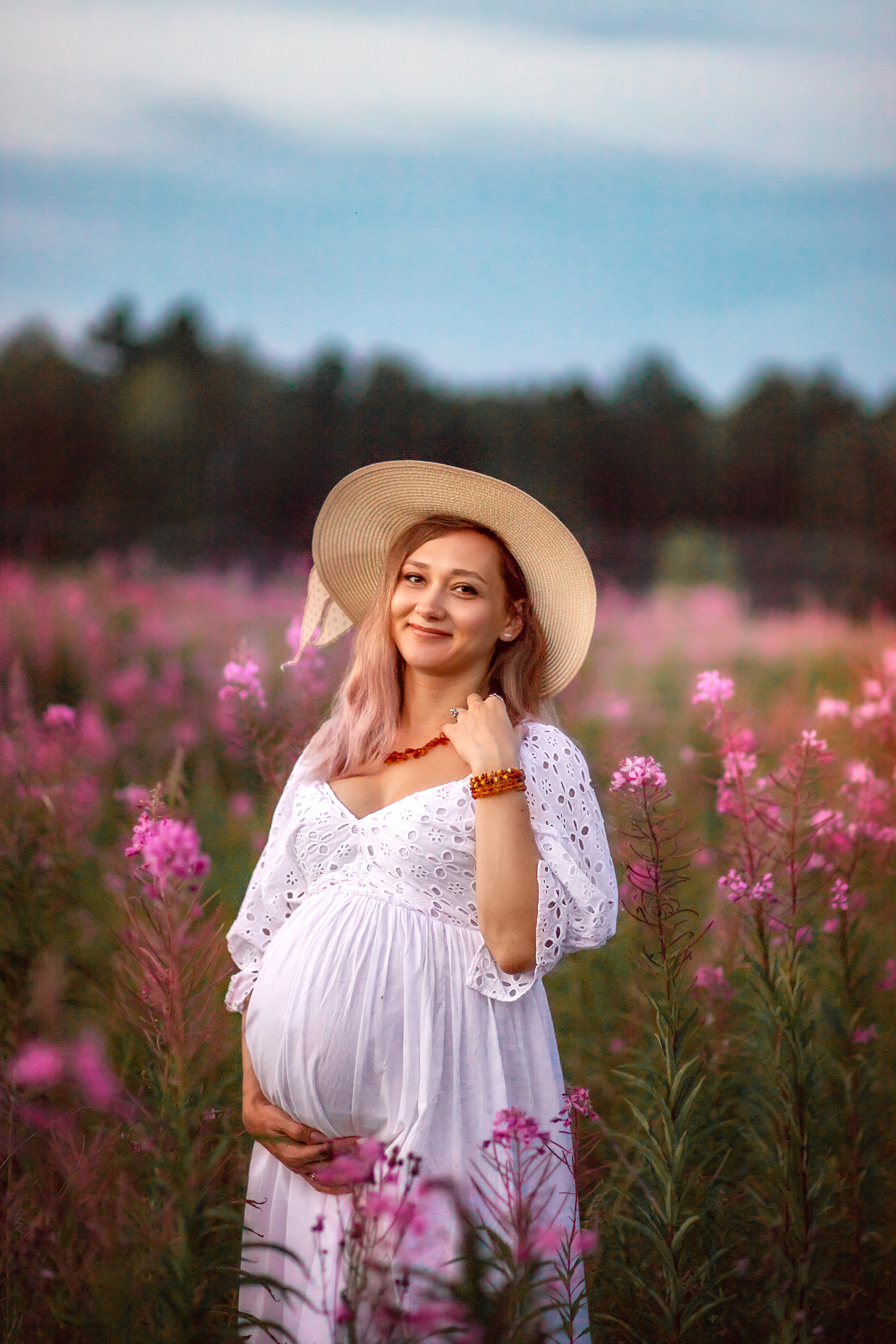 Закат в стогах и волшебный Иван-чай. Детский и семейный фотограф в Красноярске Юлия Бирюкова