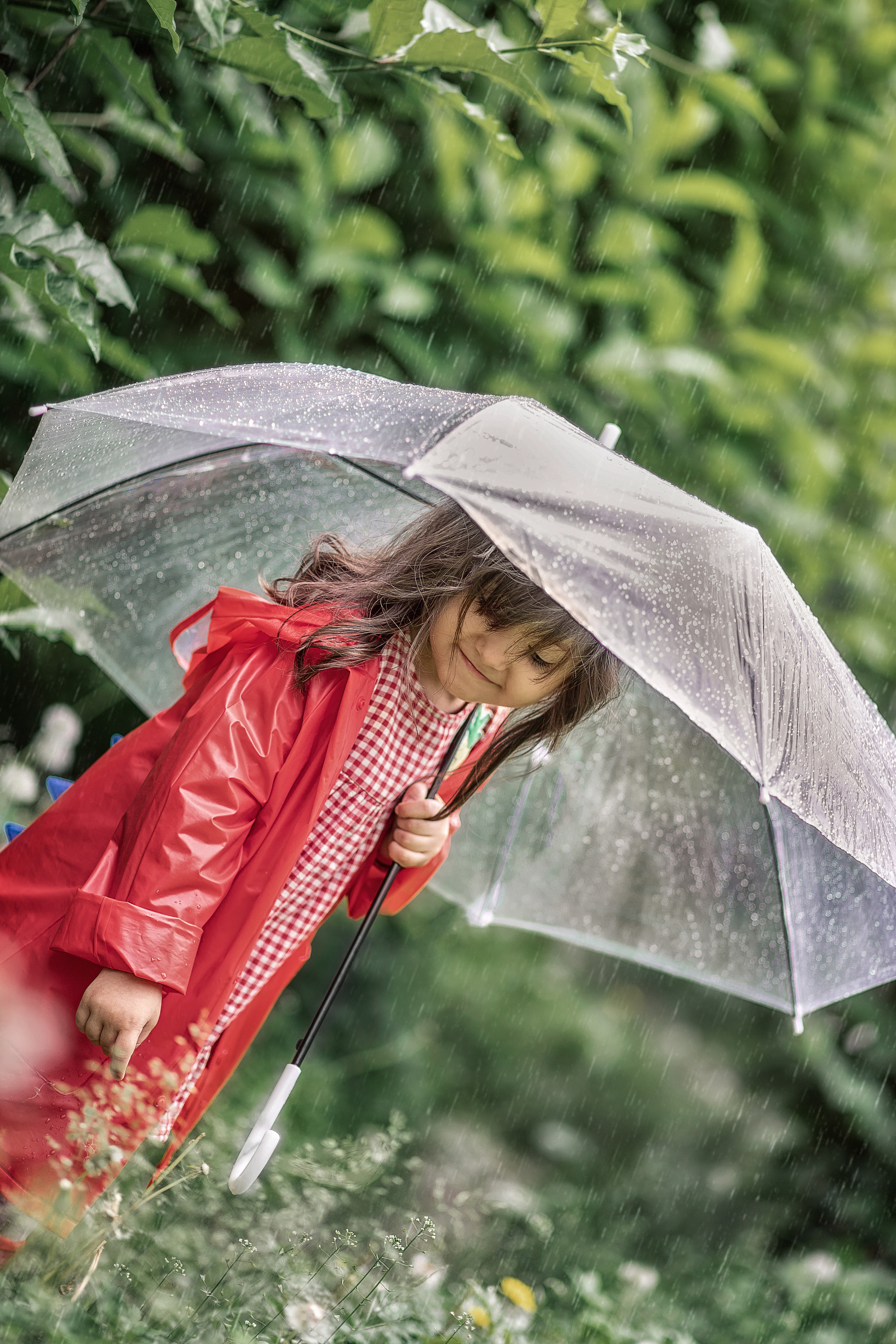 Летний дождик и сирень. Детский и семейный фотограф в Красноярске Юлия Бирюкова