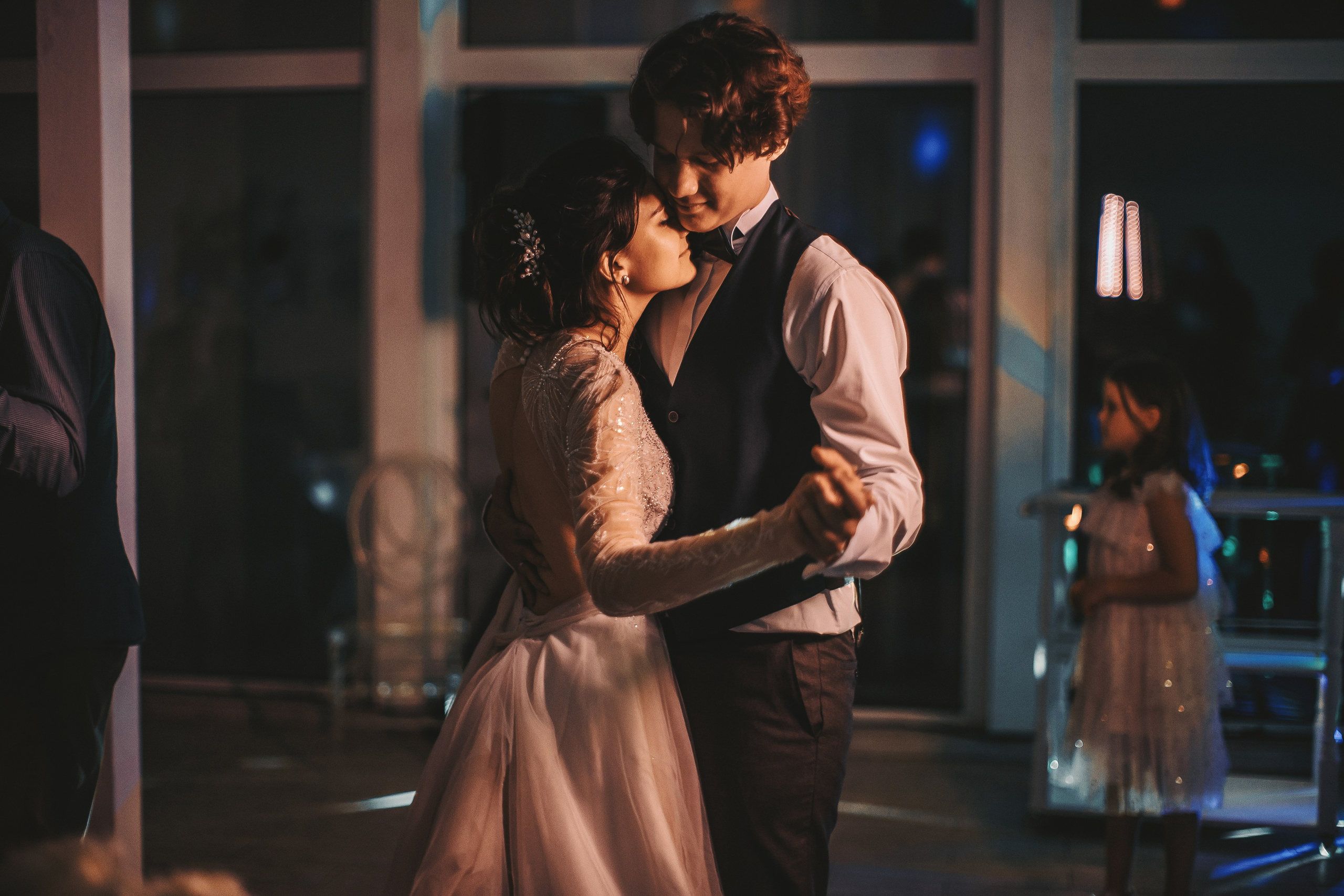 В & А. Свадебный, семейный и индивидуальный фотограф в Зеленограде и Москве Ирина Костенко