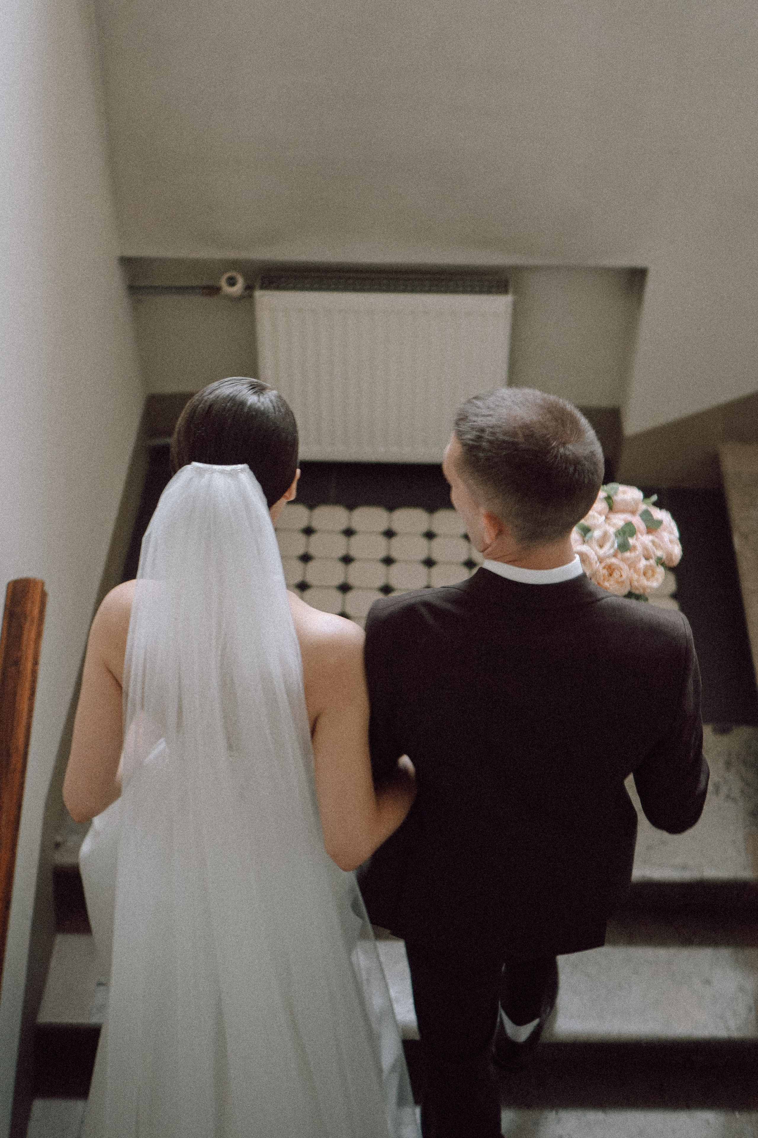 СВАДЕБНАЯ ПРОГУЛКА В САНТК-ПЕТЕРБУРГЕ (ИСАКИЕВСКИЙ СОБОР, ЗИМНЯЯ КАНАВКА, ЭРМИТАЖ И БОЛЬШАЯ МОРСКАЯ УЛИЦА). Профессиональный фотограф, Санкт-Петербург — Виктория Богомолова