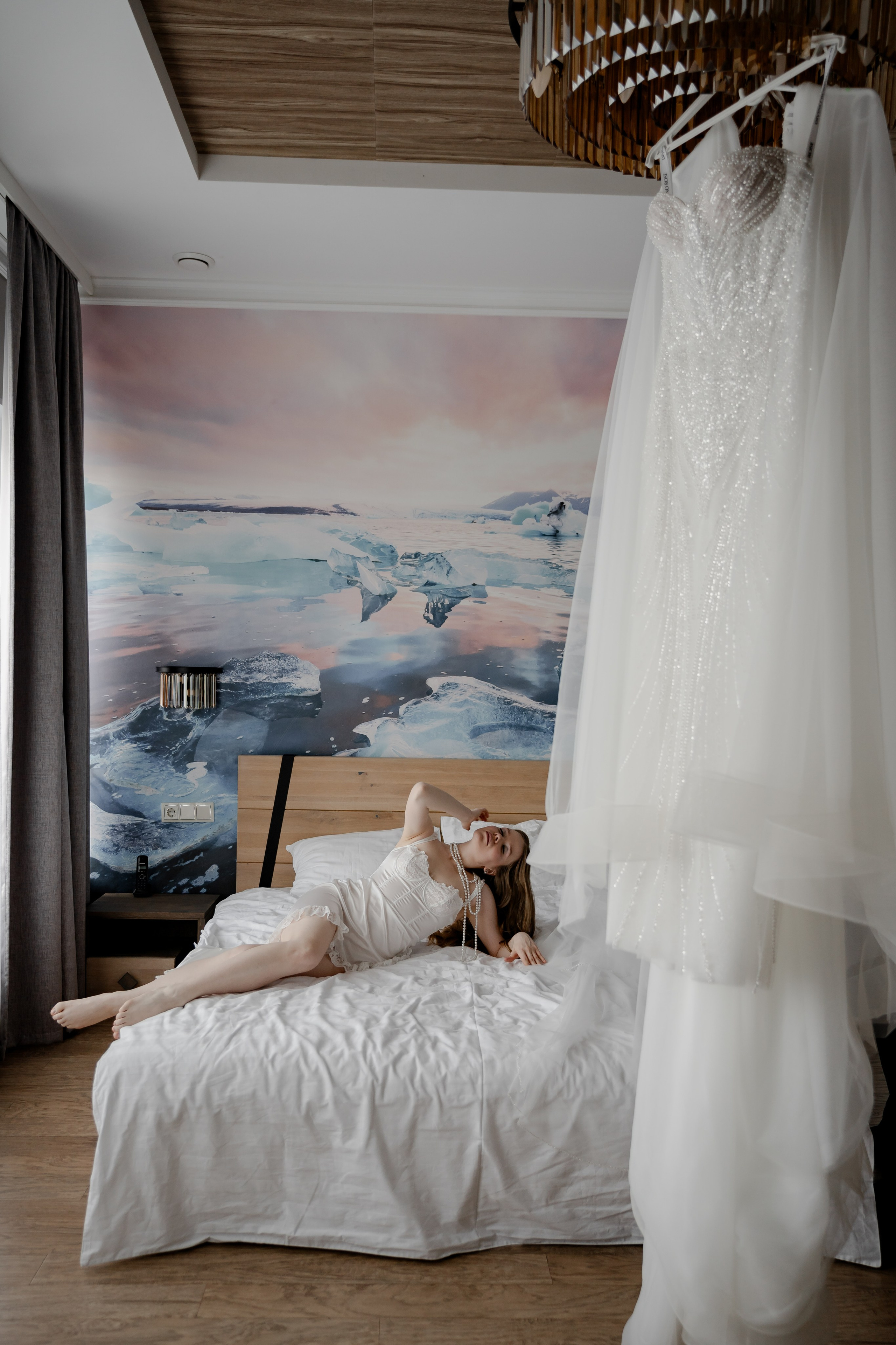 СВАДЕБНАЯ СЬЕМКА СБОРОВ В ОТЕЛЕ И ВЫЕЗД НА ЦЕРЕМОНИЮ (СНЯТО В СИБИРЕ В НИЖНЕВАРТОВСКЕ). Профессиональный фотограф, Санкт-Петербург — Виктория Богомолова