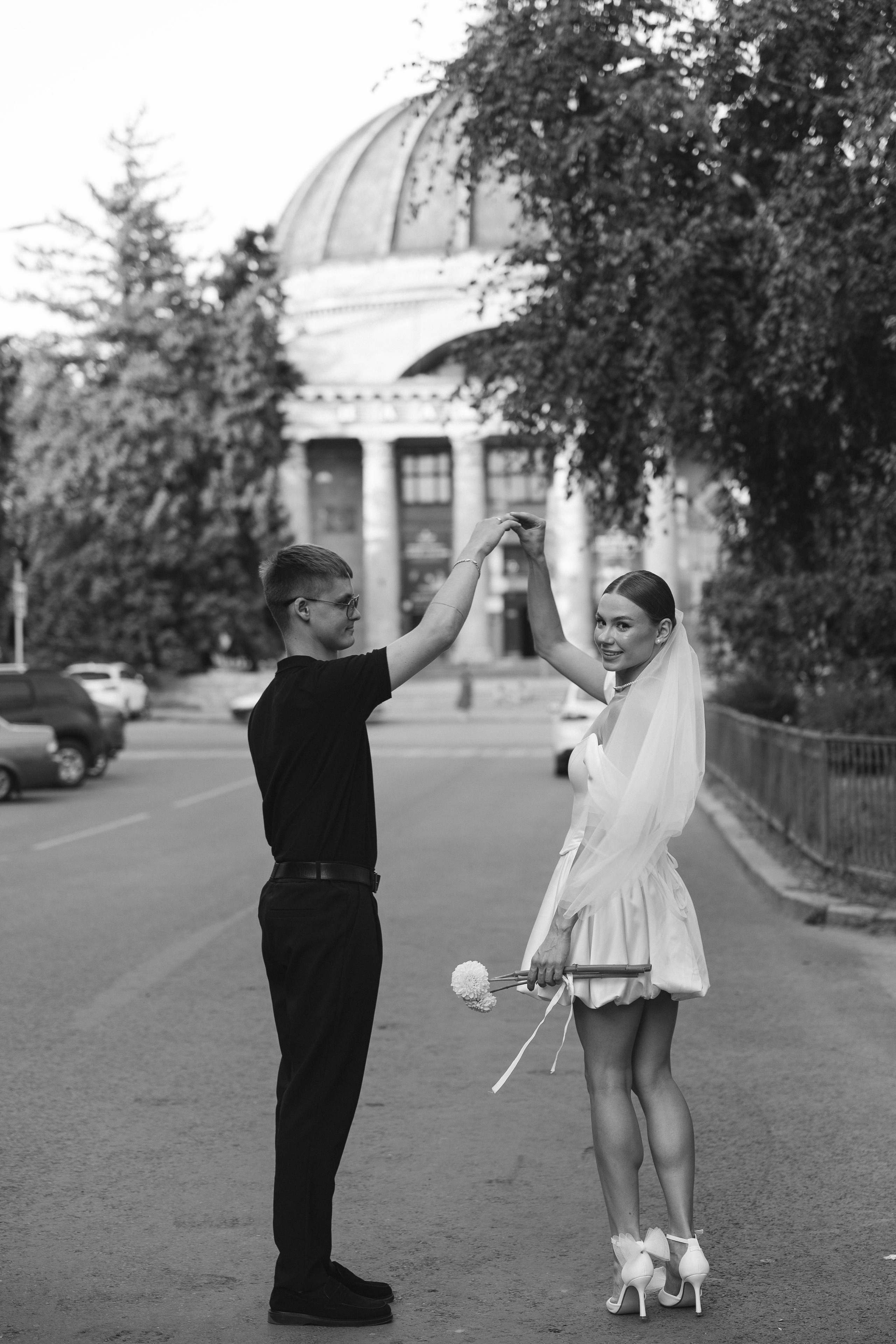 Татьяна, Вячеслав (Прогулка после ЗАГСа). Фотограф в Волгограде Кристина Прохоренко