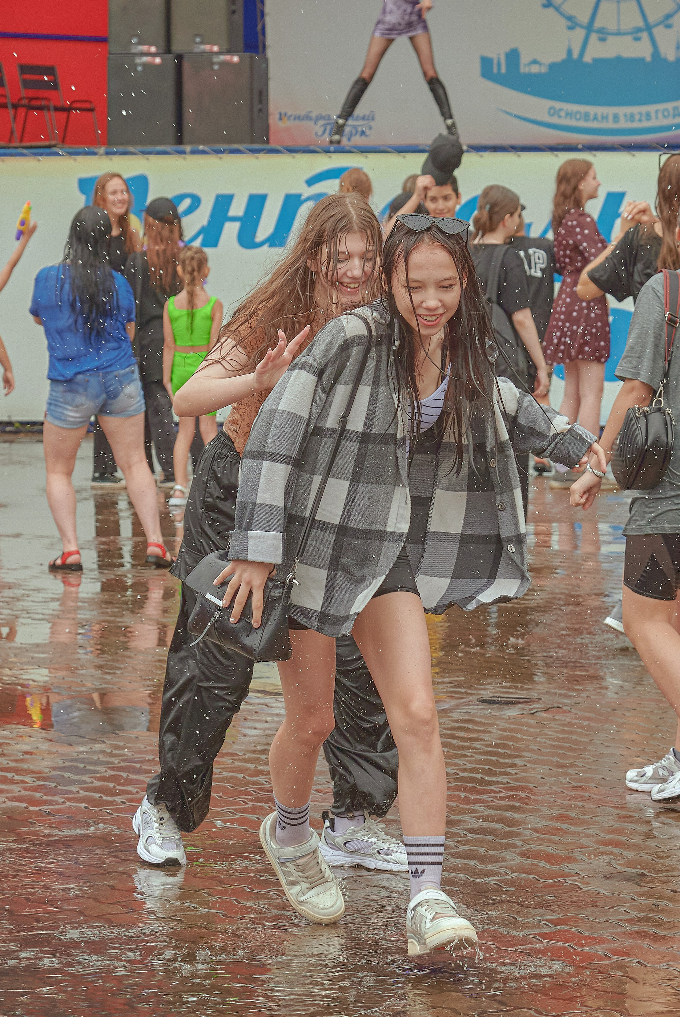 Портфолио репортажной фотосъёмки: Иван Купало в Центральном парке Красноярск. Фотограф Яковлев Роман — Красноярск