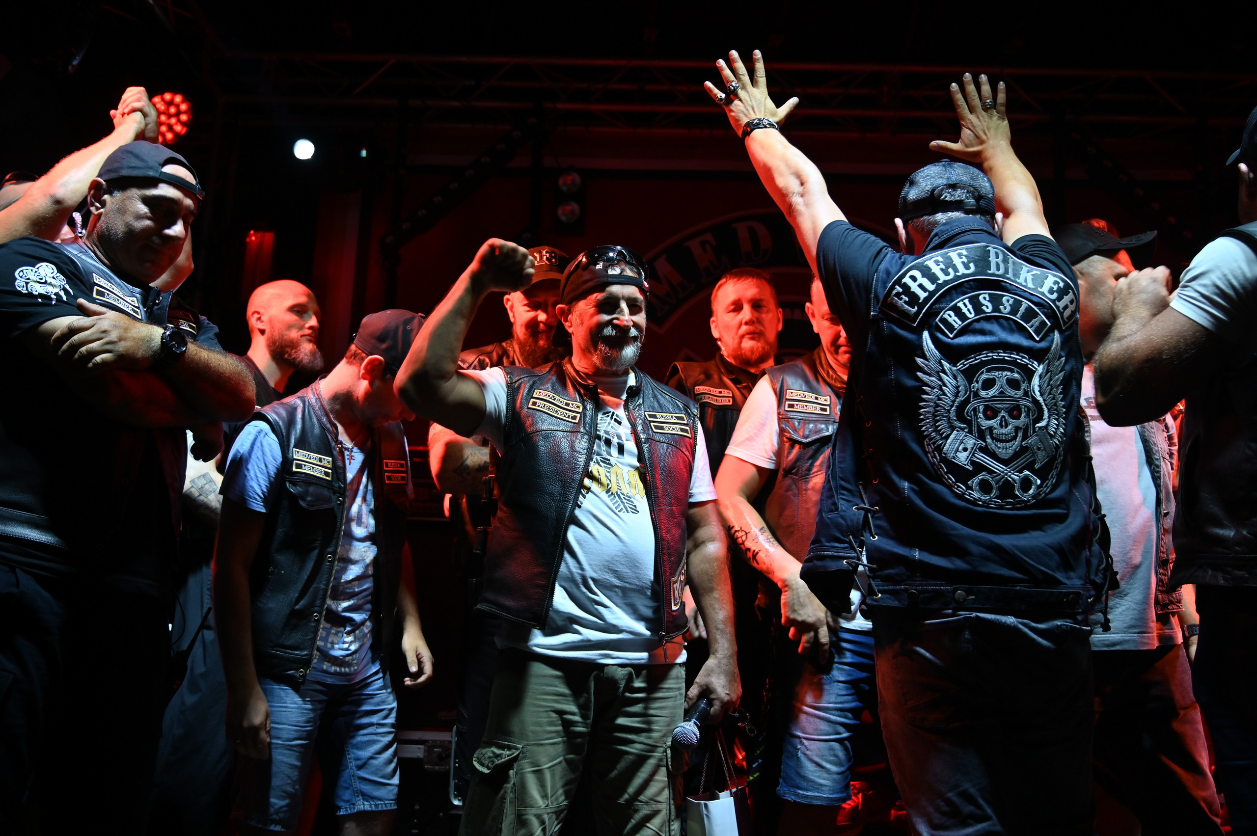 11- ый Ежегодный Байк Фестиваль " Медвежья МОТО ПОЛЯНА». Фотографирую счастливых людей в Сочи