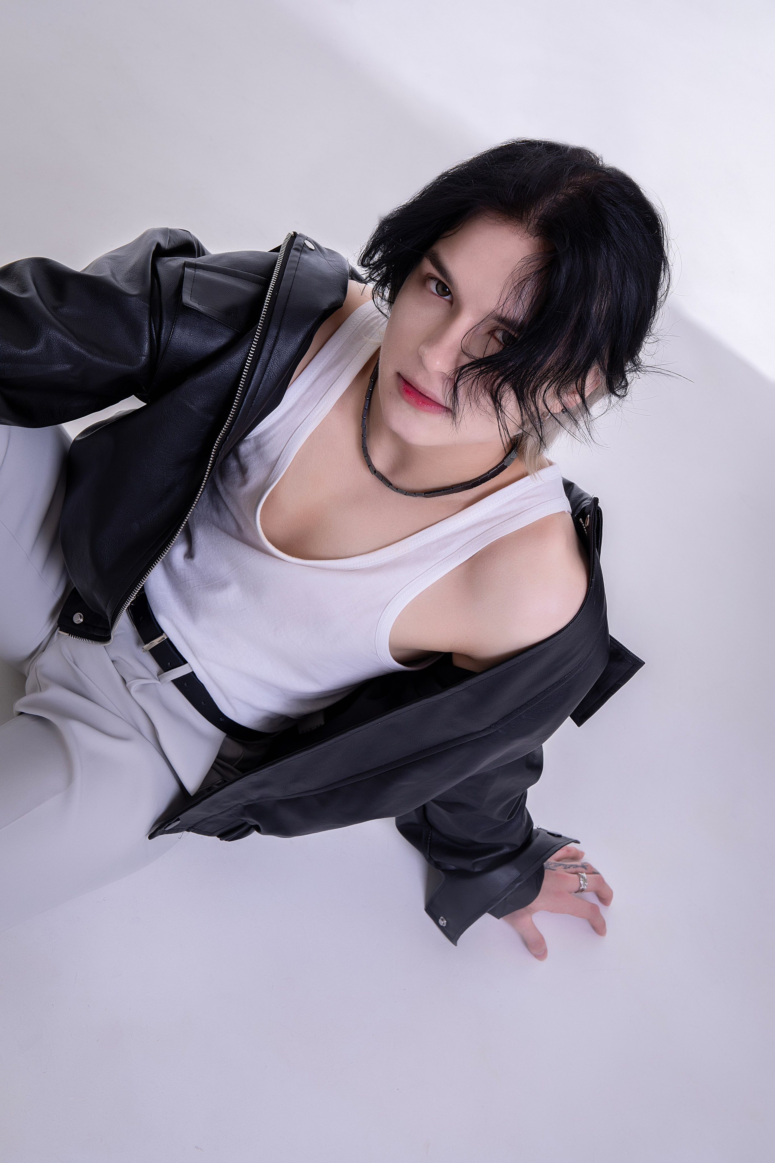 INJOO, IDOL STILE. Polaroud love