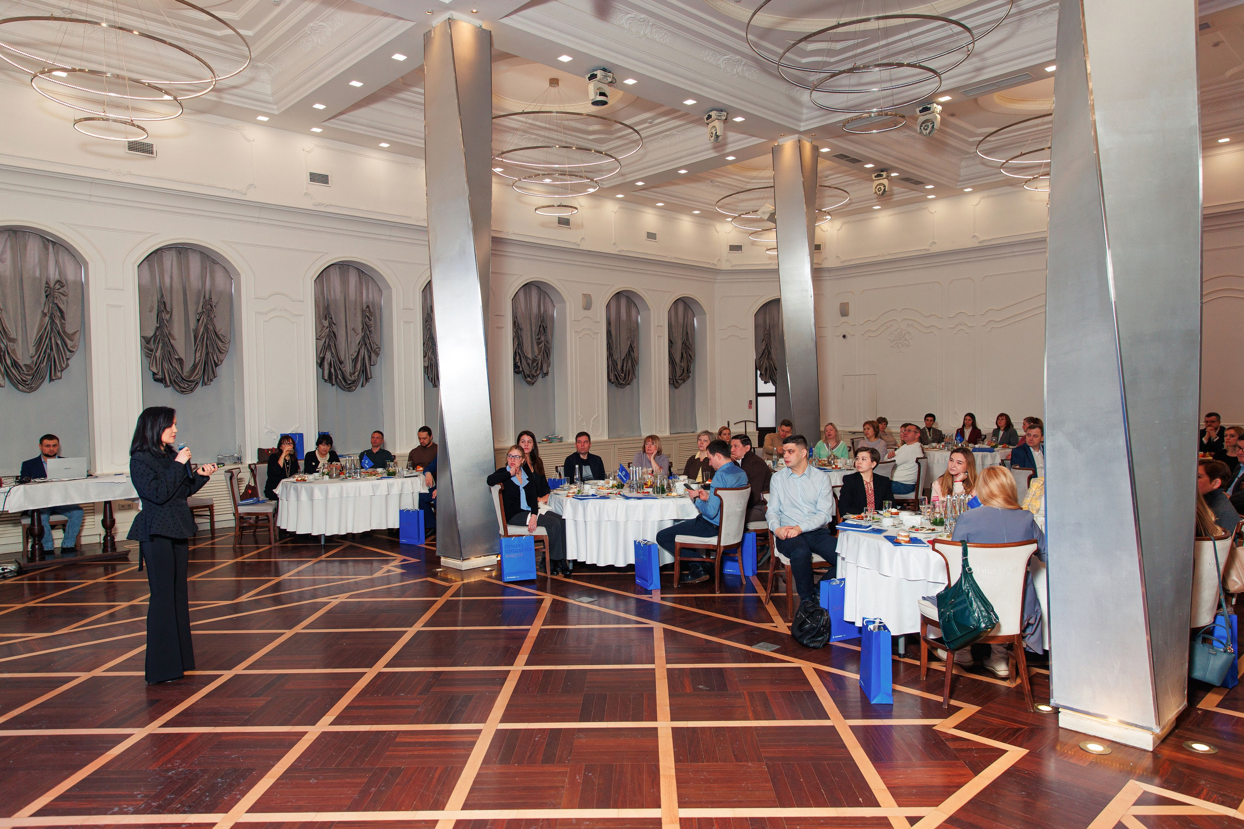 Бизнес-завтрак от Газпромбанка. Репортажный и свадебный фотограф в Уфе Павел Кожевников