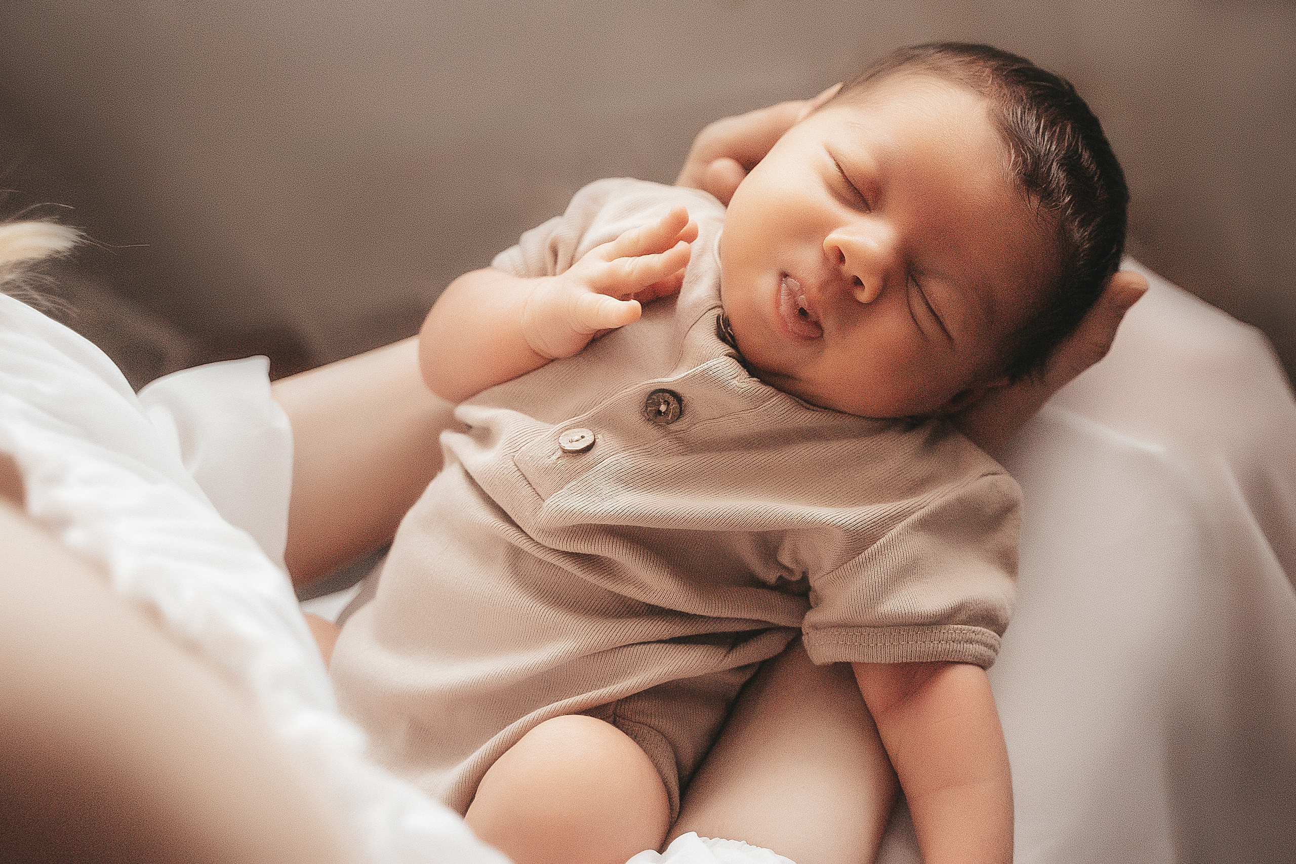 Фотосъемка новорожденных. Фотограф Крещения и Венчания в Москве