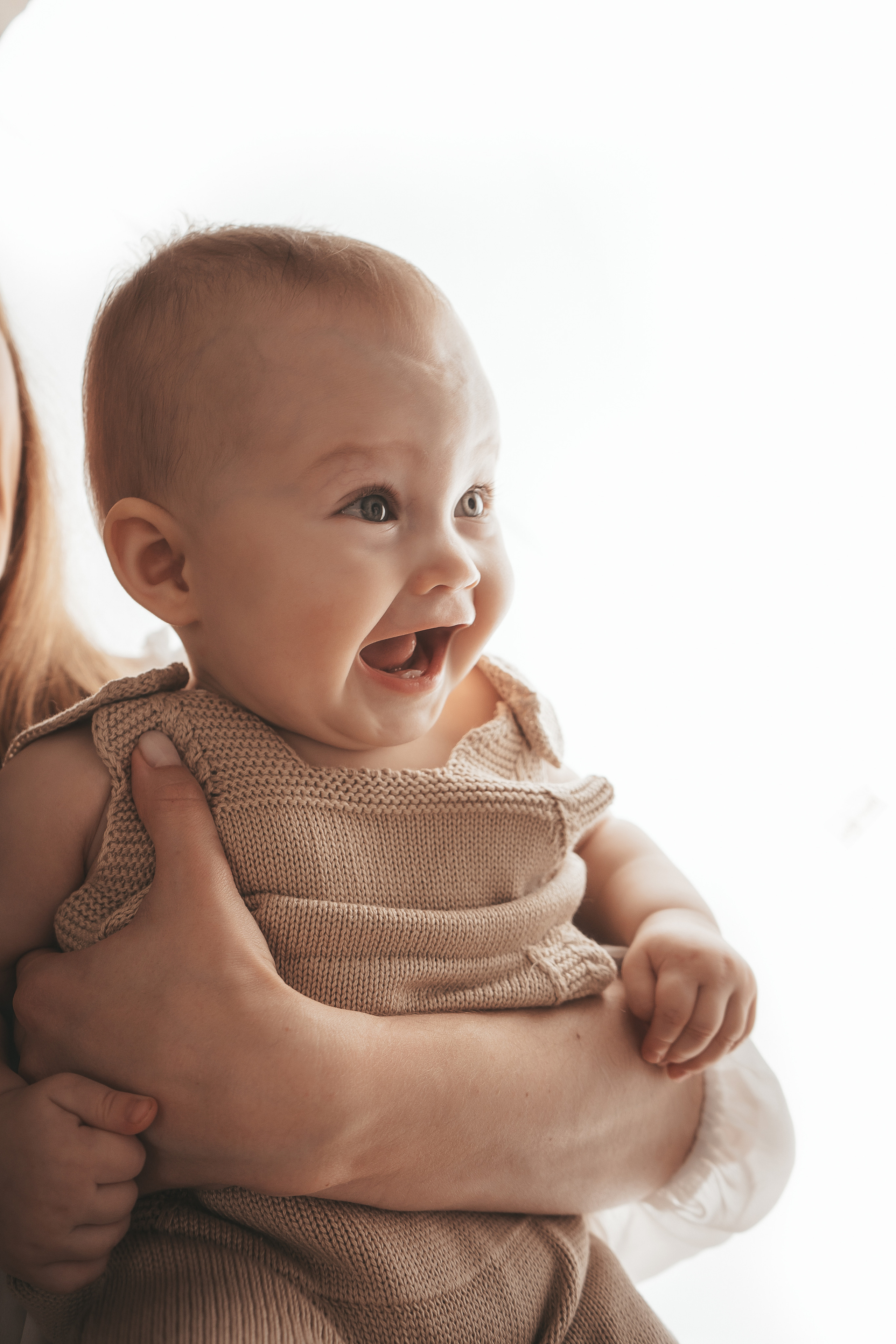 Фотосъемка новорожденных. Фотограф Крещения и Венчания в Москве