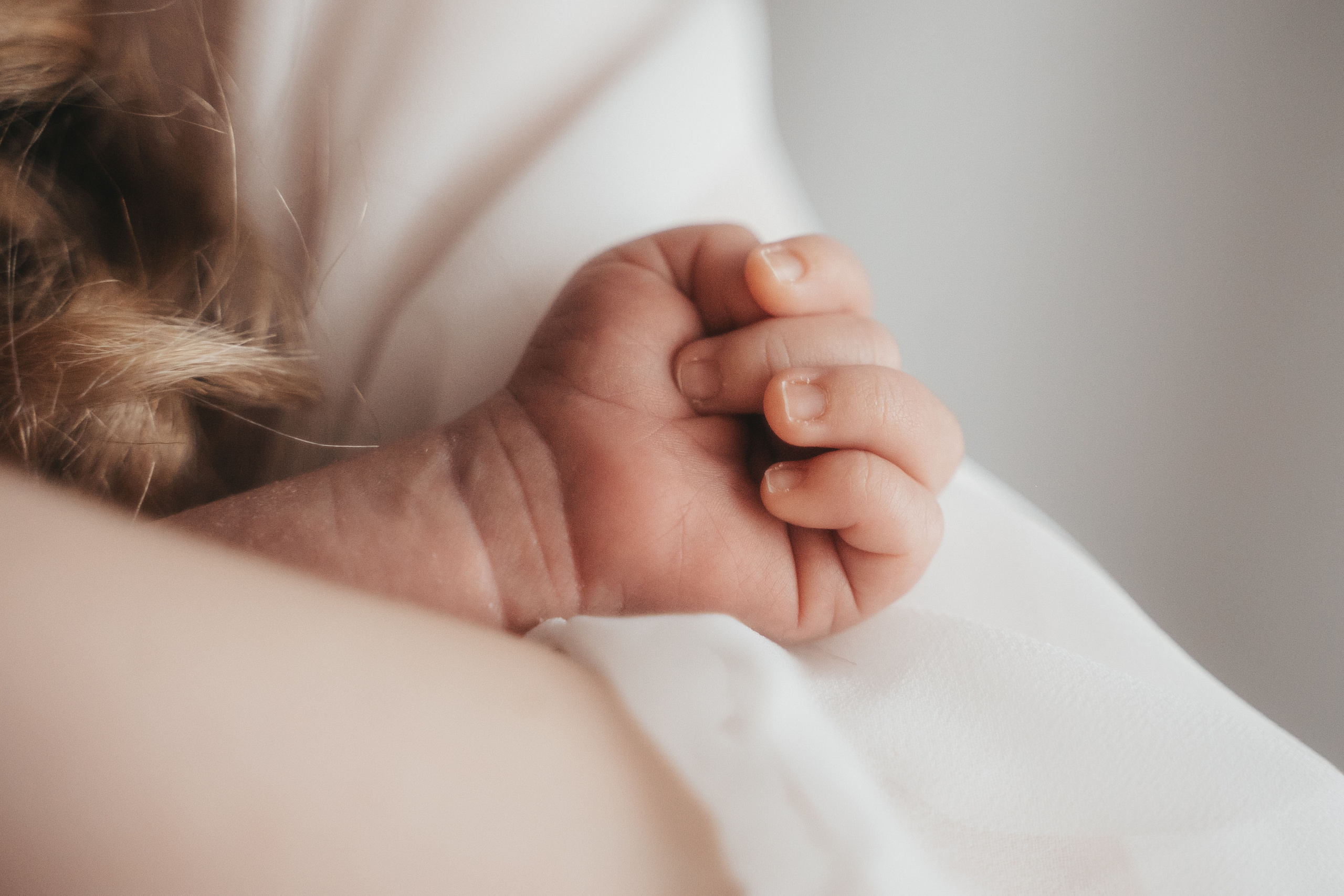 Фотосъемка новорожденных. Фотограф Крещения и Венчания в Москве