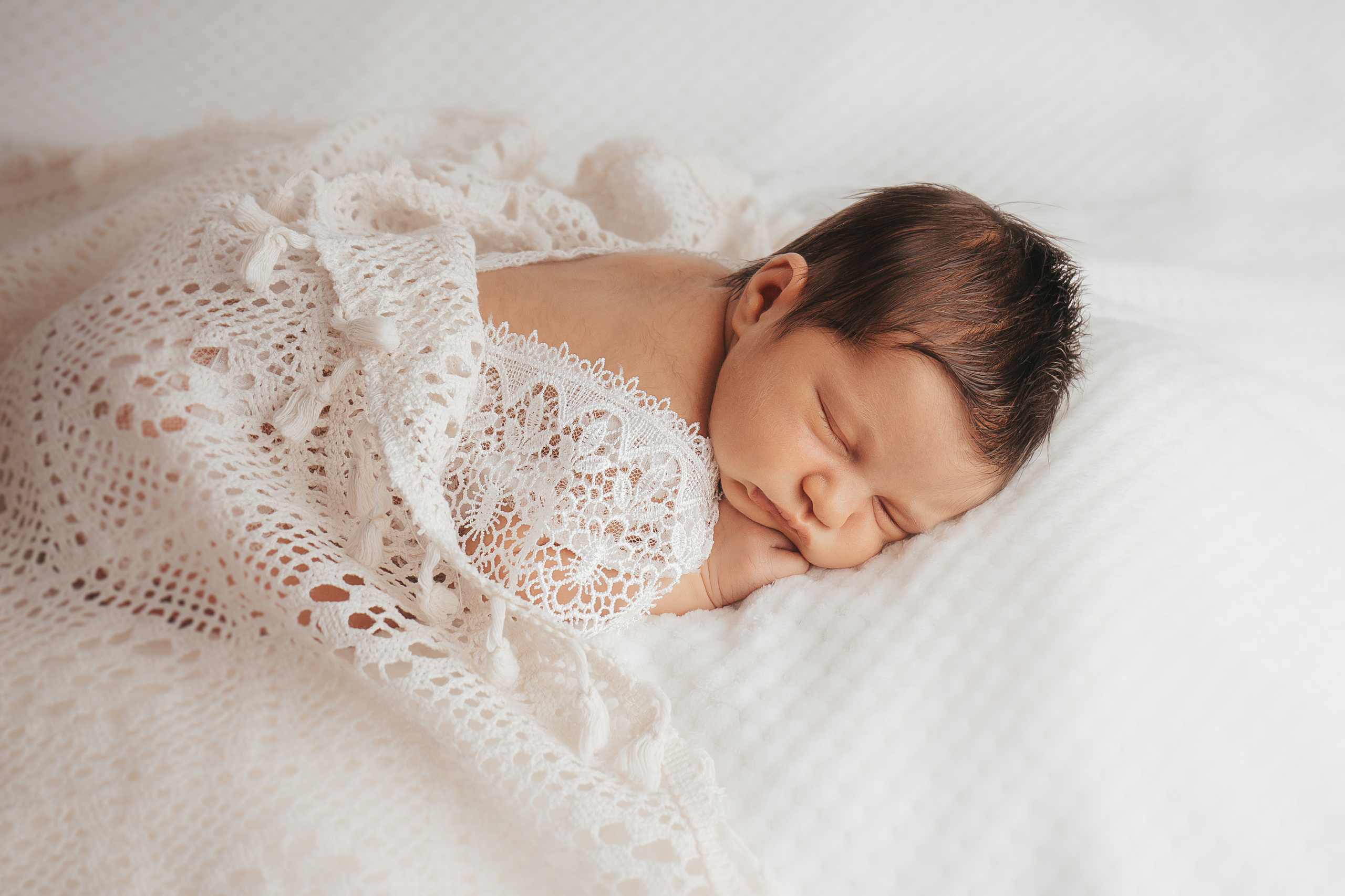 Фотосъемка новорожденных Фотосъемка ньюборн Семейная фотосъемка Домашняя фотосъемка Семейная фотосесия