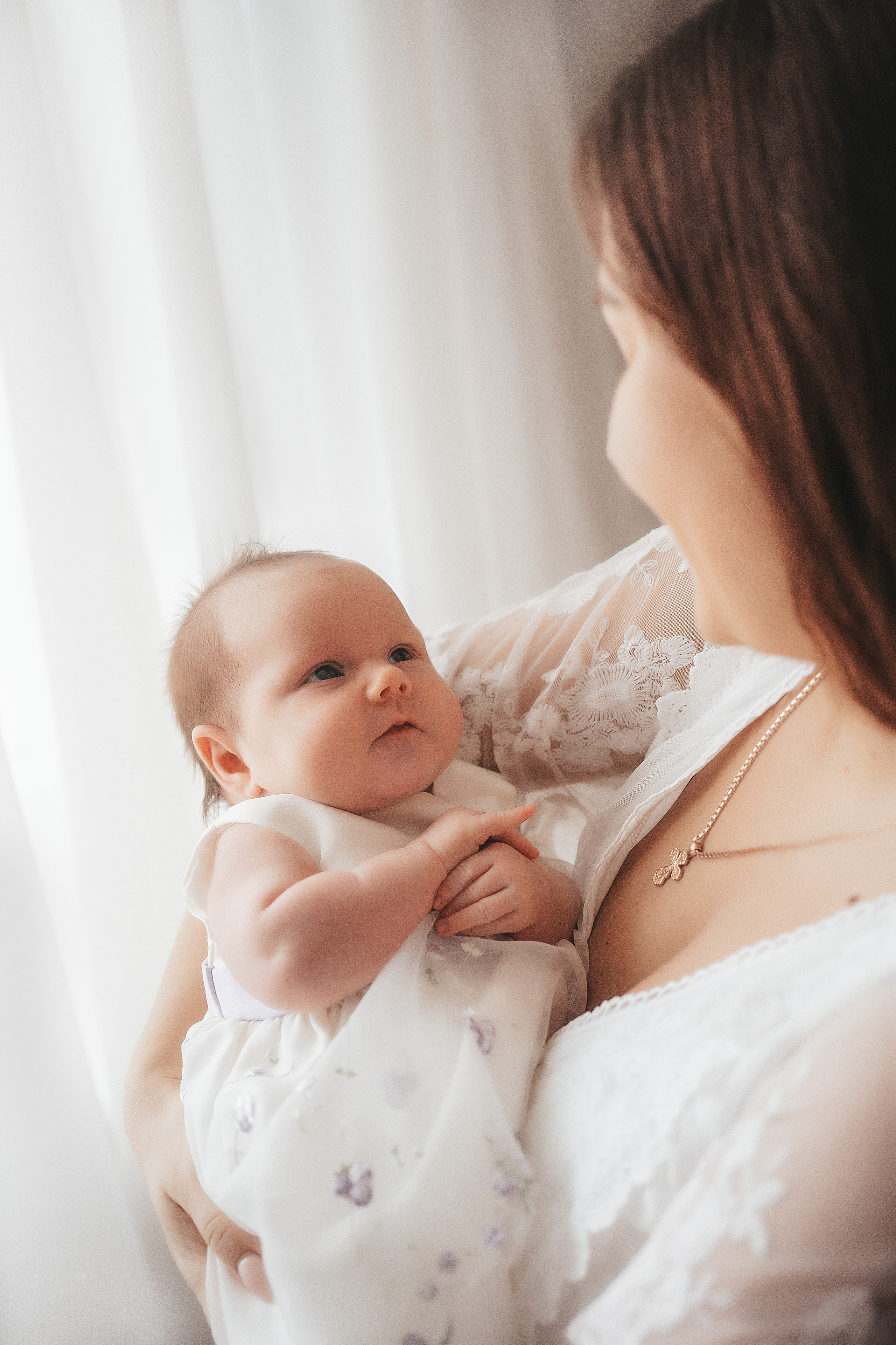 Фотосъемка новорожденных. Фотограф Крещения и Венчания в Москве