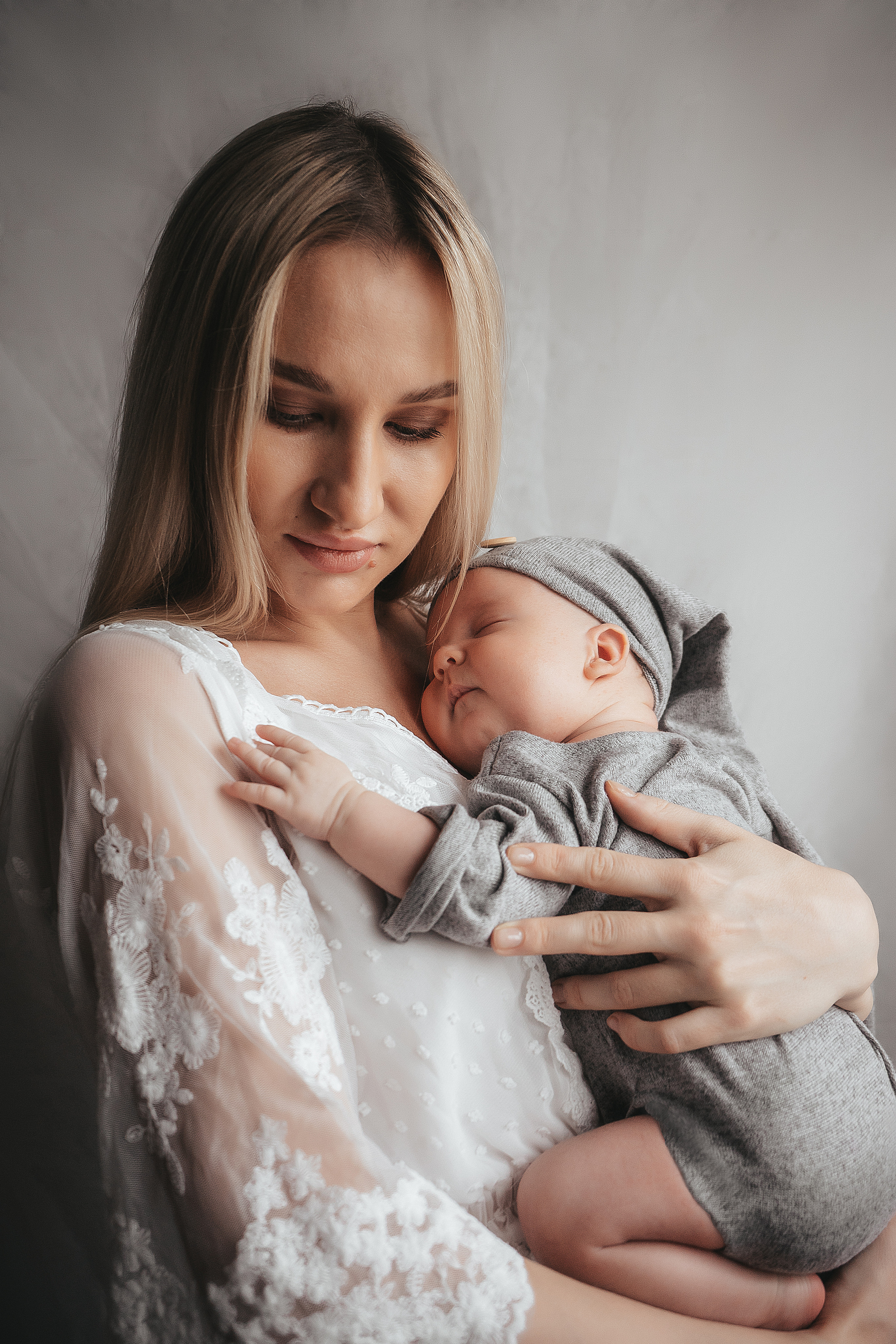 Фотосъемка новорожденных. Фотограф Крещения и Венчания в Москве