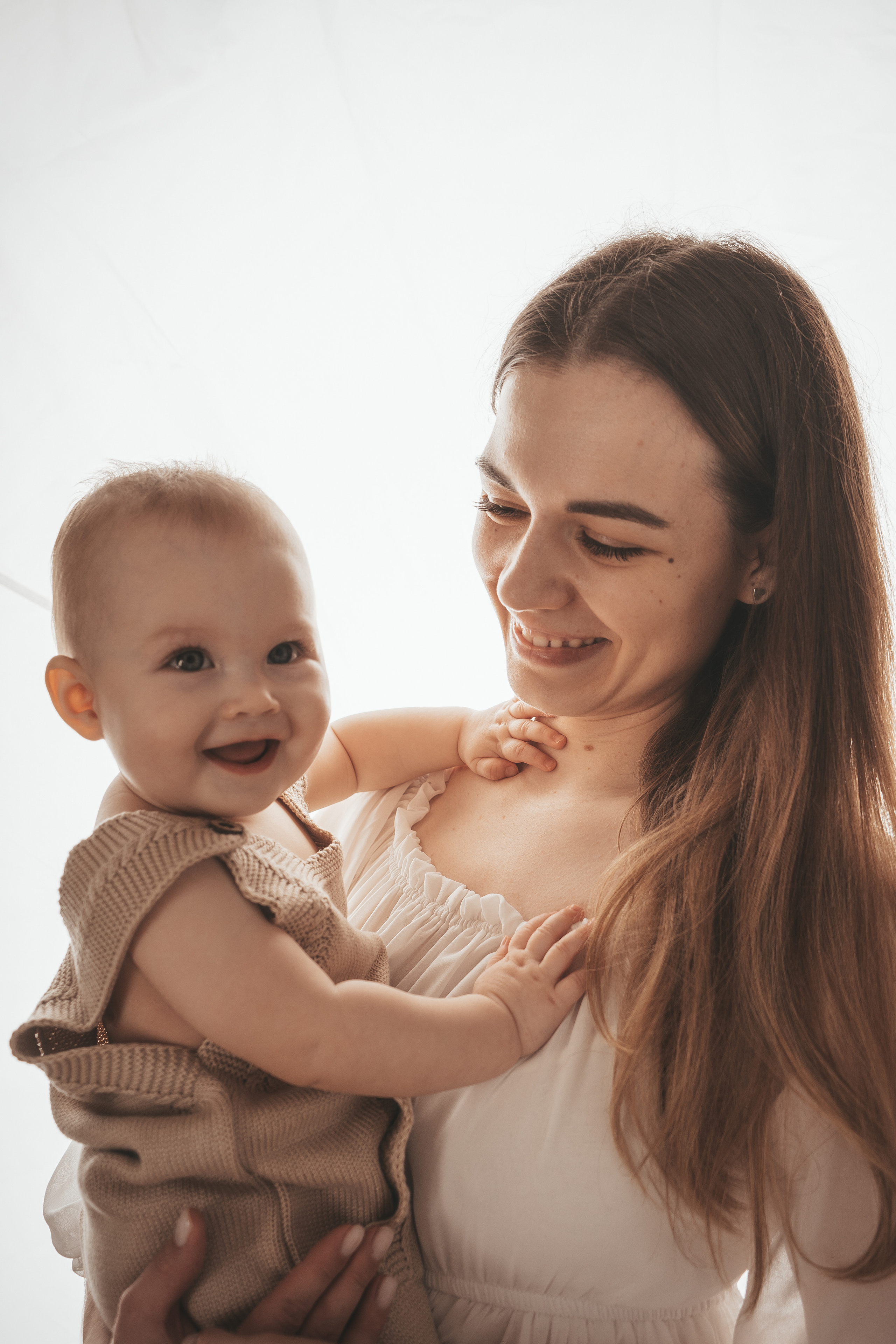 Фотосъемка новорожденных. Фотограф Крещения и Венчания в Москве