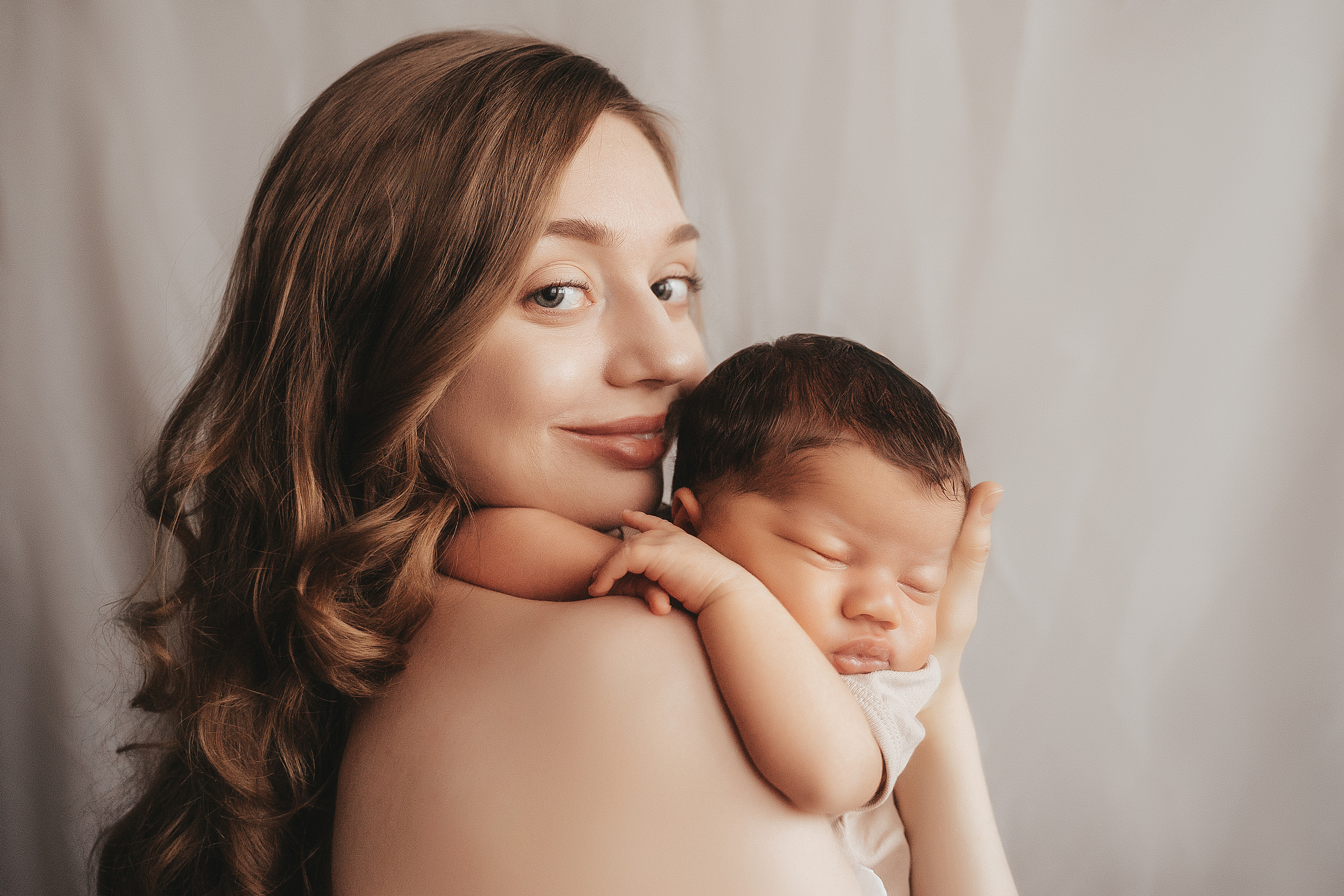 Фотосъемка новорожденных. Фотограф Крещения и Венчания в Москве